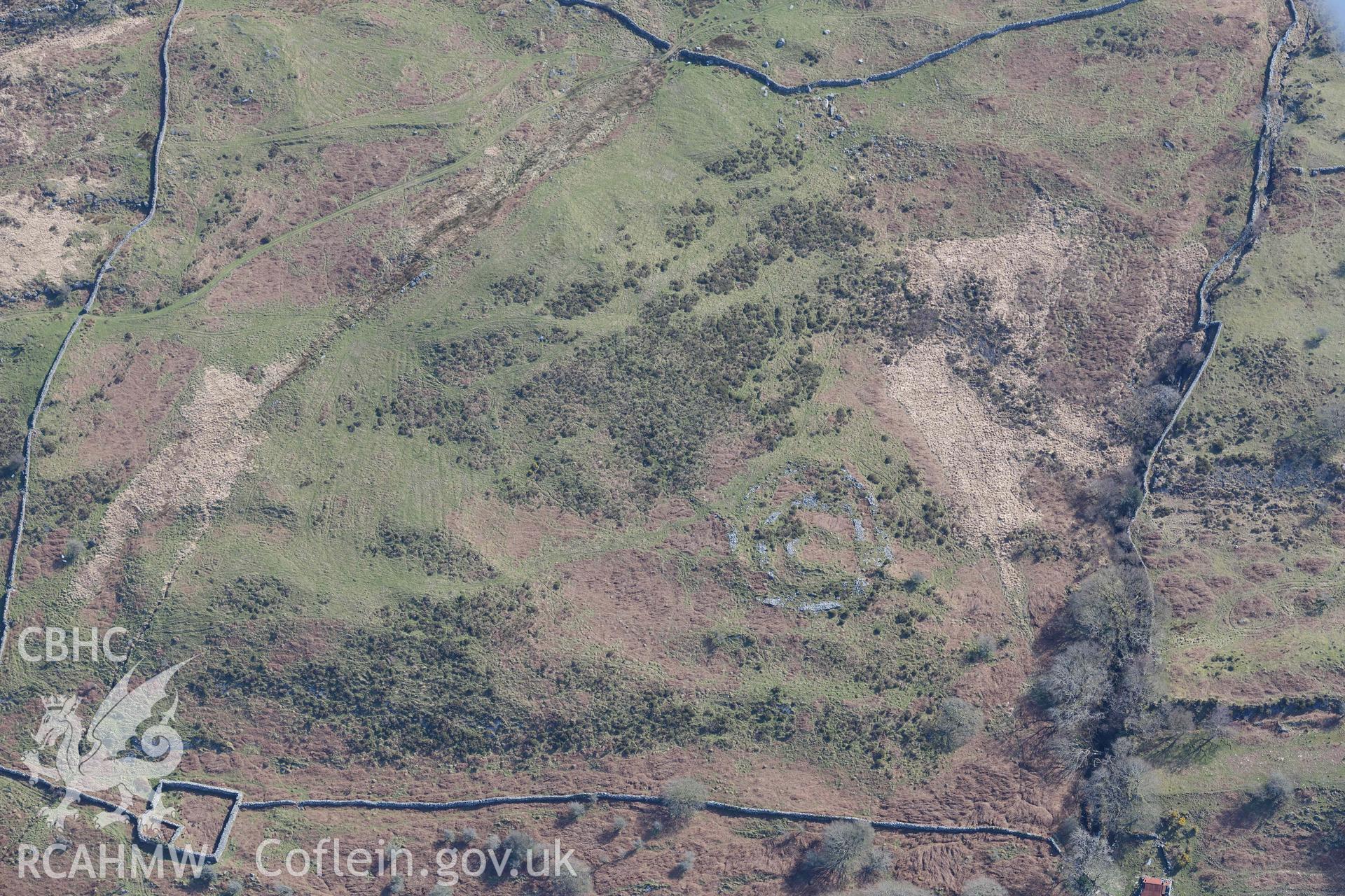Maes y Caerau concentric homestead. Oblique aerial photographs taken during the Royal Commission’s programme of archaeological aerial reconnaissance by Toby Driver on 25 March 2022.
