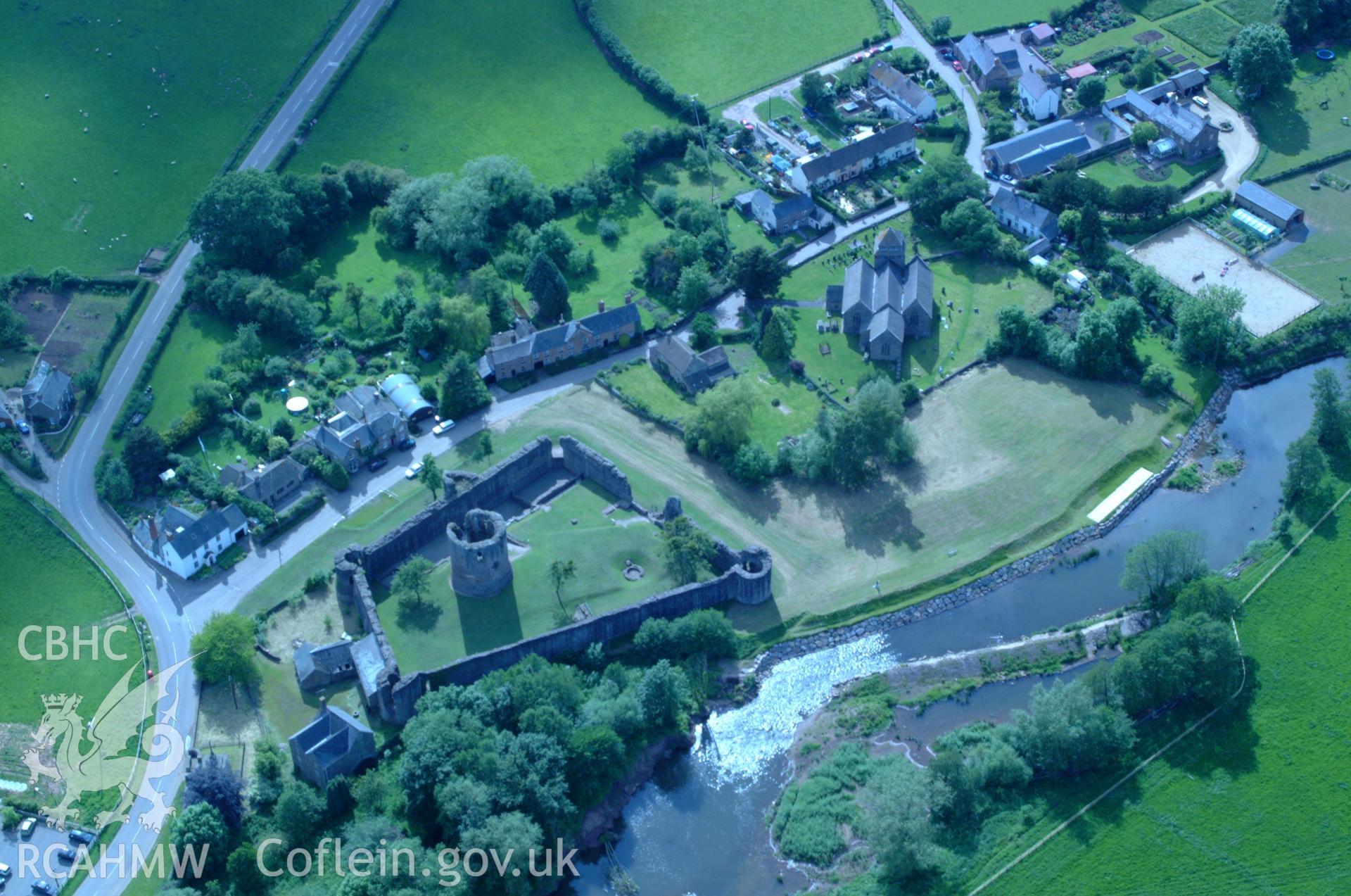 RCAHMW colour oblique aerial photograph of Skenfrith medieval and later settlement taken on 02/06/2004 by Toby Driver