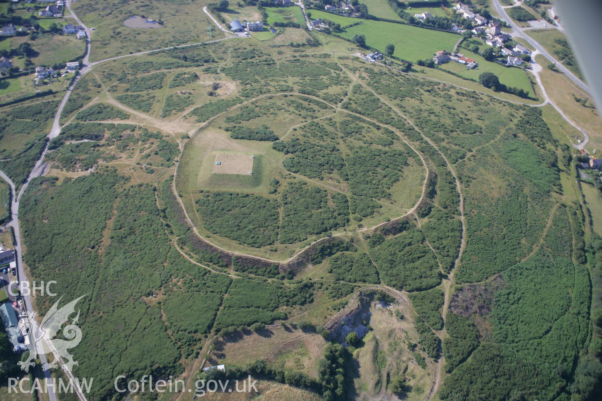 RCAHMW colour oblique aerial photograph of Moel-y-Gaer Camp. Taken on 17 July 2006 by Toby Driver.