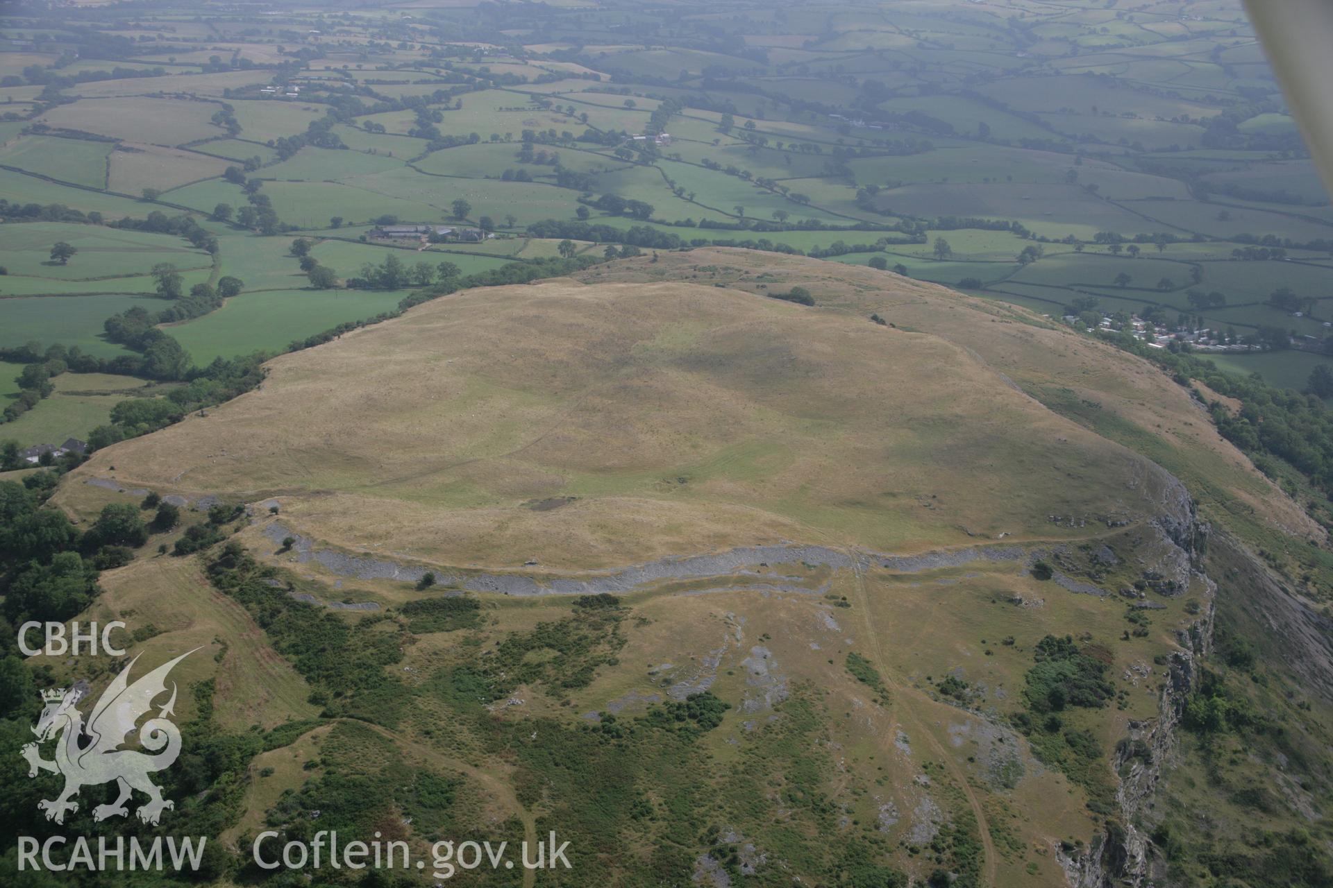 RCAHMW colour oblique aerial photograph of Pen-y-Corddyn-Mawr, Abergele. Taken on 14 August 2006 by Toby Driver.