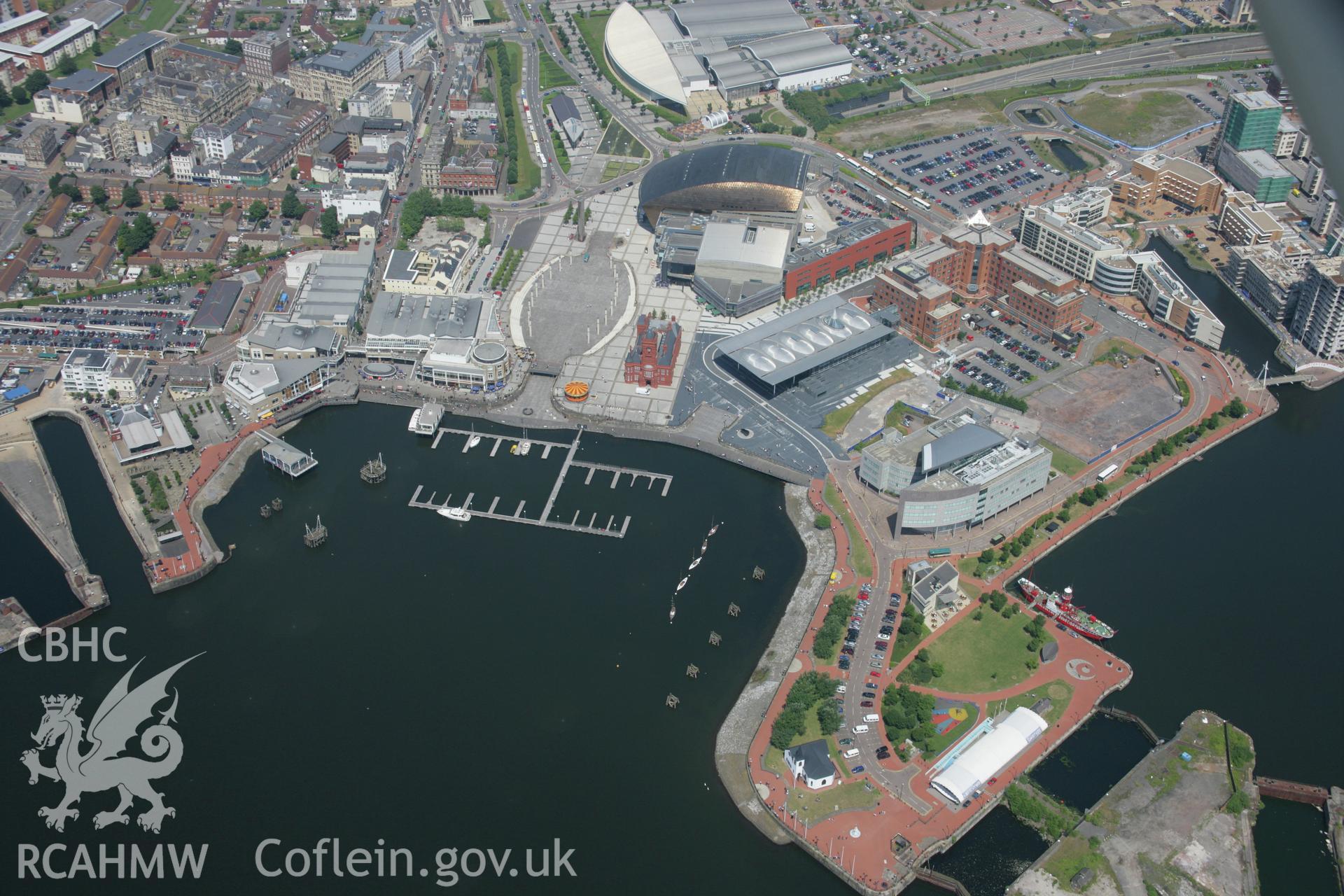 RCAHMW colour oblique photograph of Cardiff Bay; Cardiff Docks entrance channel. Taken by Toby Driver on 29/06/2006.