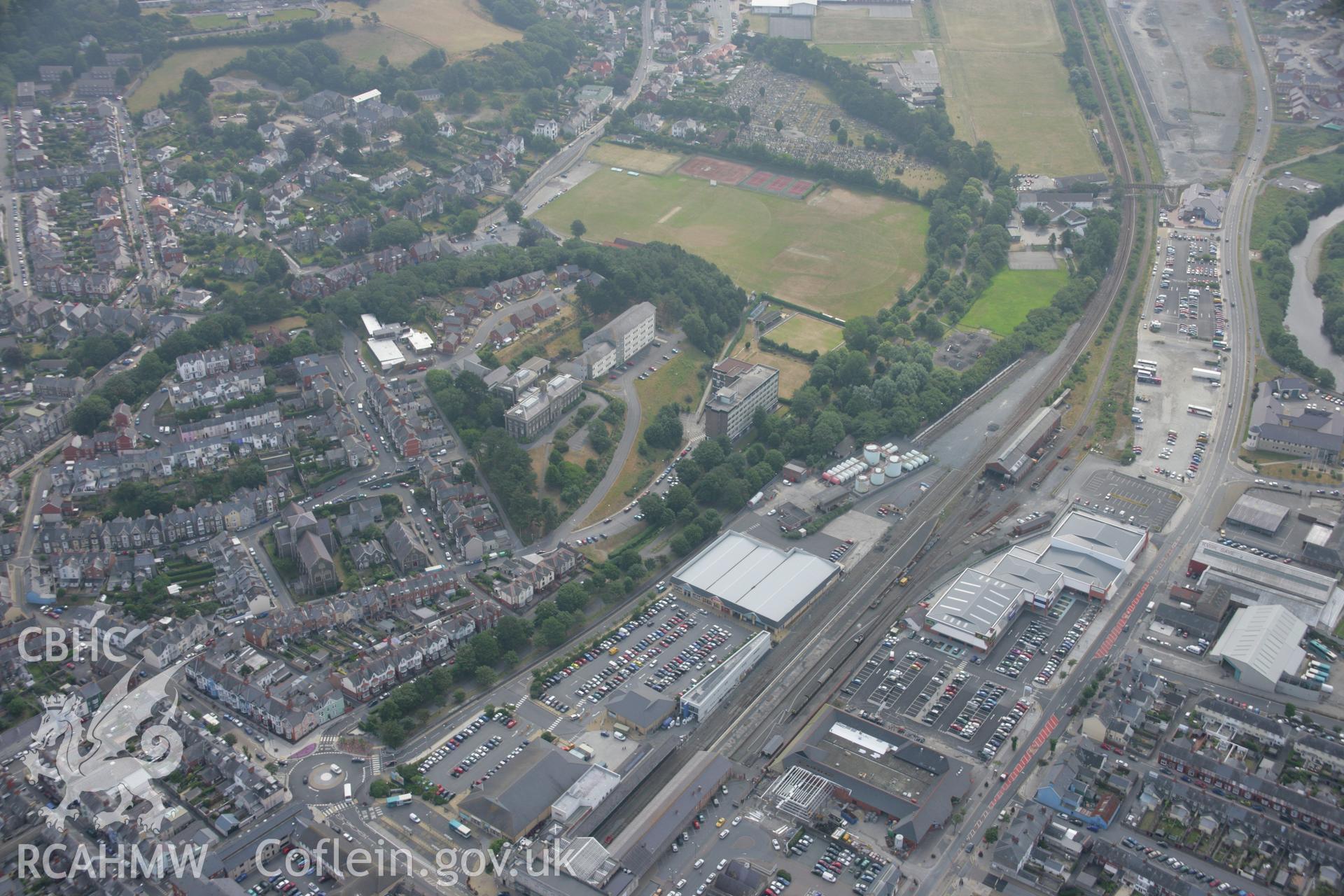 RCAHMW colour oblique aerial photograph of Aberystwyth. Taken on 21 July 2006 by Toby Driver.