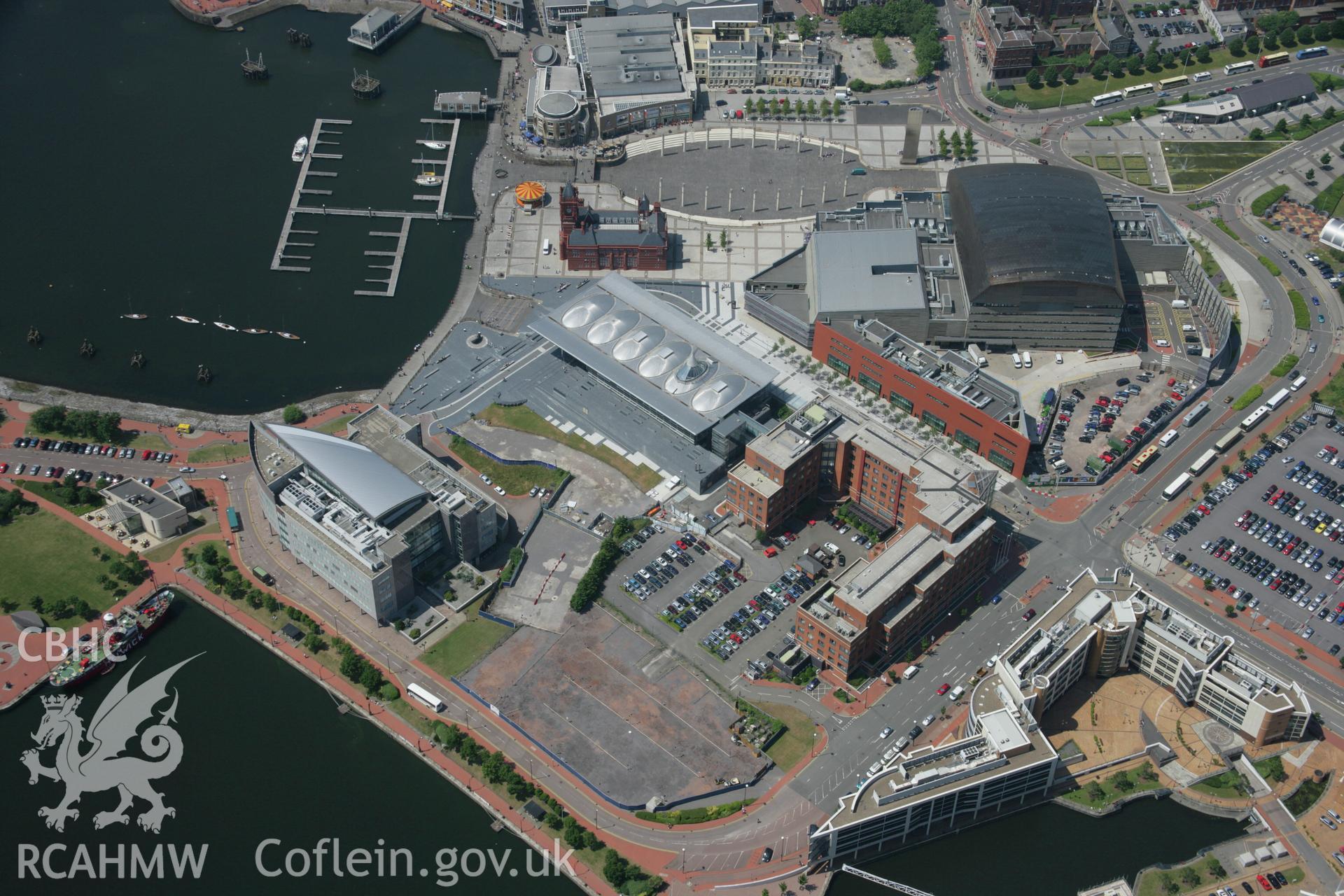 RCAHMW colour oblique photograph of Cardiff Bay; Cardiff Docks entrance channel. Taken by Toby Driver on 29/06/2006.