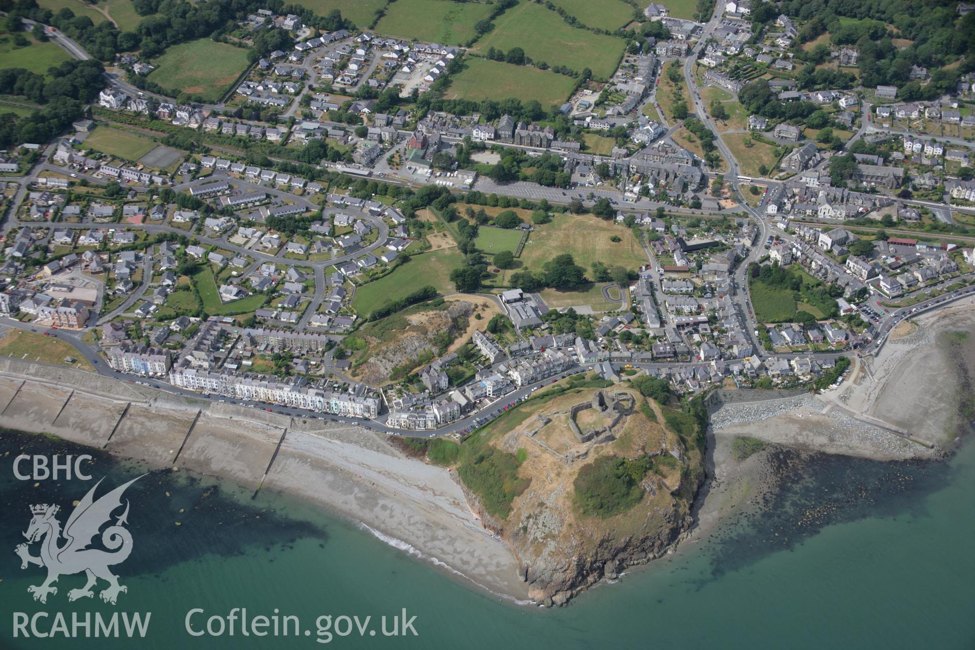 RCAHMW colour oblique aerial photograph of Criccieth Castle. Taken on 25 July 2006 by Toby Driver.