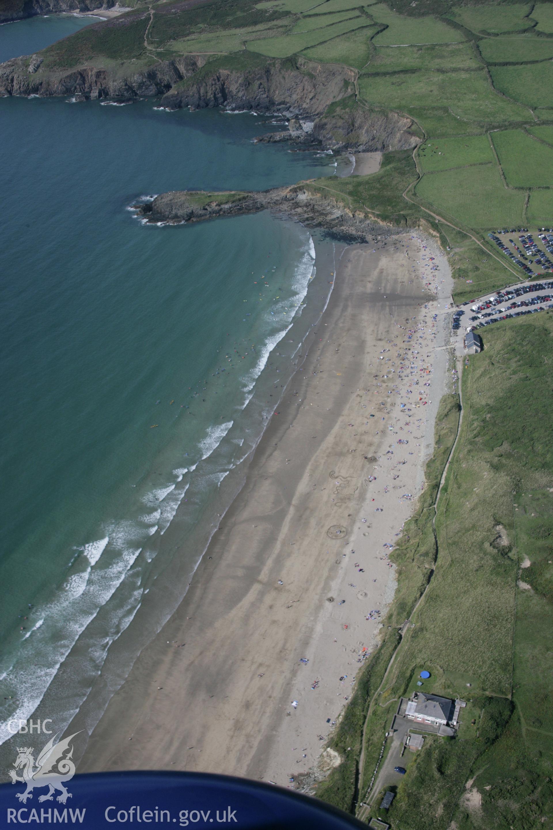 RCAHMW digital colour oblique photograph of Whitesands Bay viewed from the south. Taken on 01/09/2005 by T.G. Driver.