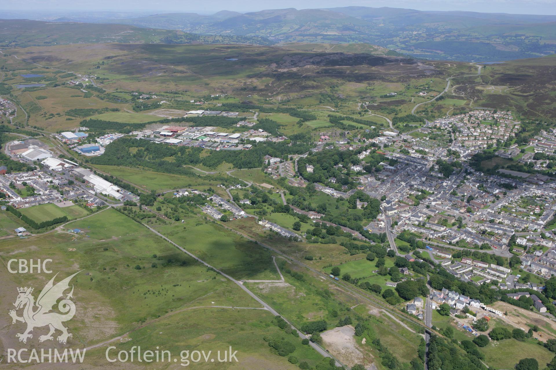 RCAHMW colour oblique photograph of Blaenavon townscape, from the south. Taken by Toby Driver on 21/07/2008.