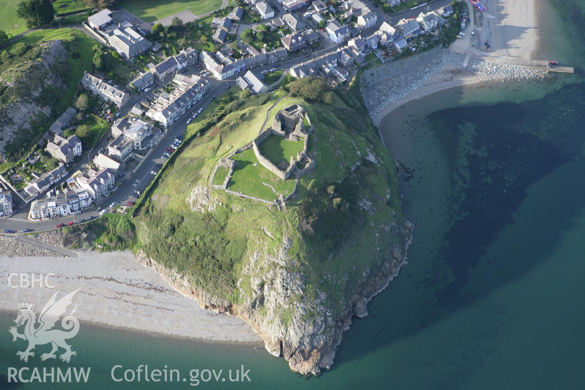 RCAHMW colour oblique aerial photograph of Criccieth Castle. Taken on 06 September 2007 by Toby Driver