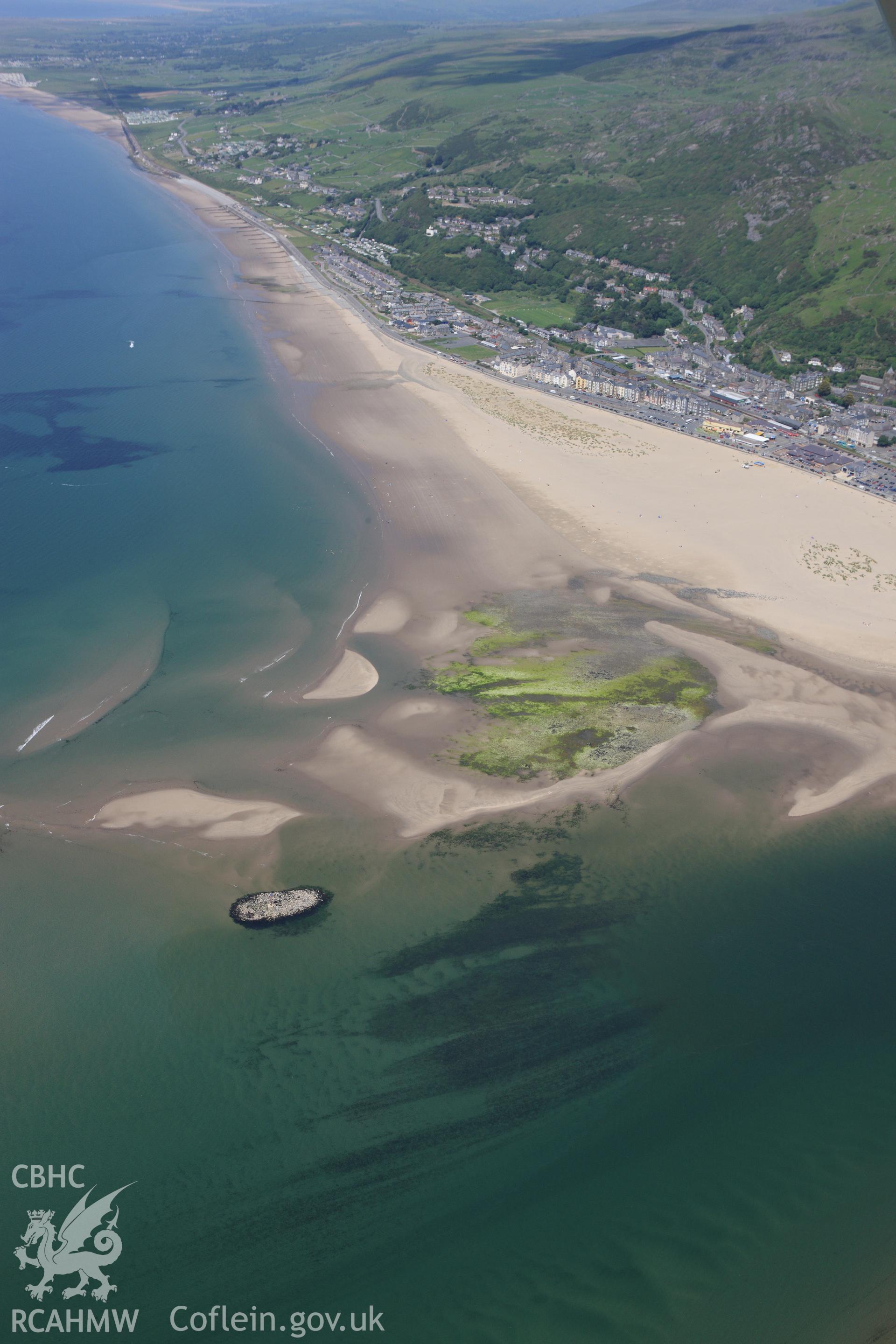 RCAHMW colour oblique aerial photograph of Barmouth and surrounding landscape. Taken on 02 June 2009 by Toby Driver