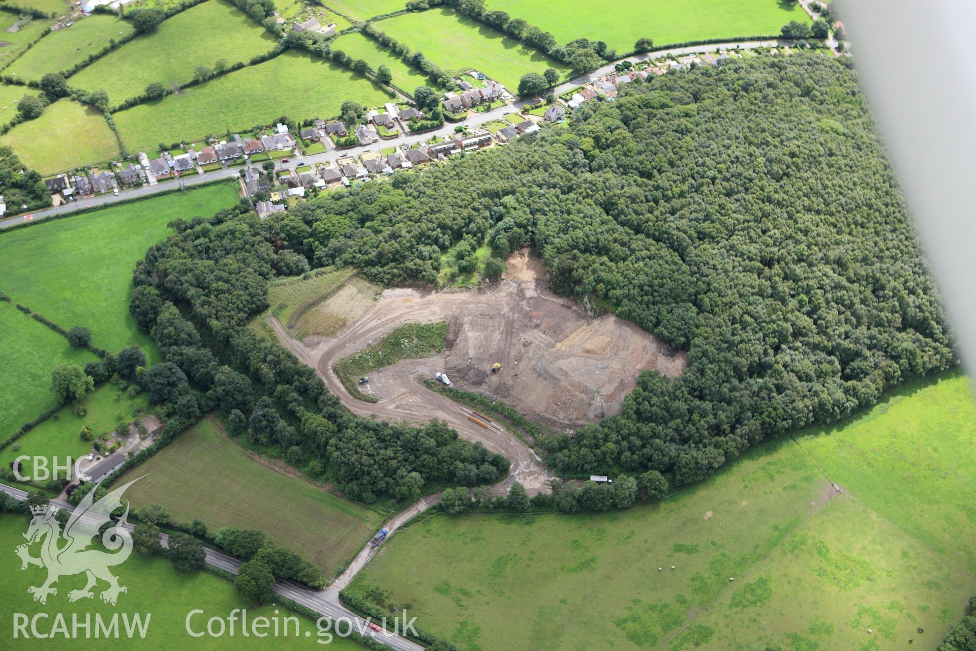 RCAHMW colour oblique aerial photograph of Caer Estyn Hill Fort. Taken on 30 July 2009 by Toby Driver