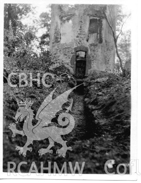 Digital copy of a black and white photograph showing the site of Grove House, Piercefield. The picture is from the collections of Chepstow Museum.