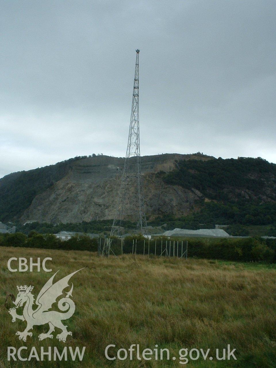 Colour digital photograph of mast 1.