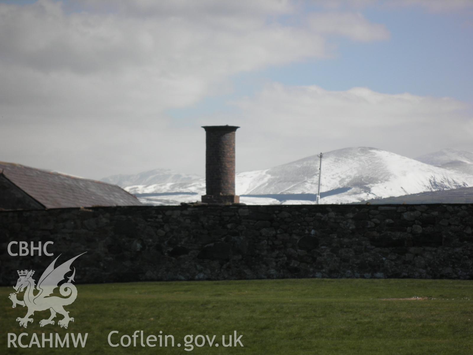 Exterior view of the chain cleaning furnace at Fort Belan.