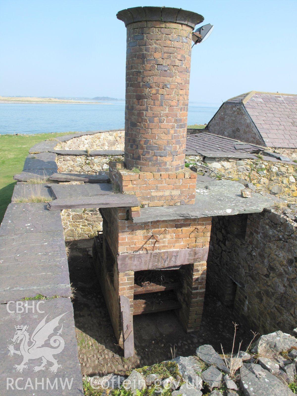 Exterior view of the chain cleaning furnace at Fort Belan.