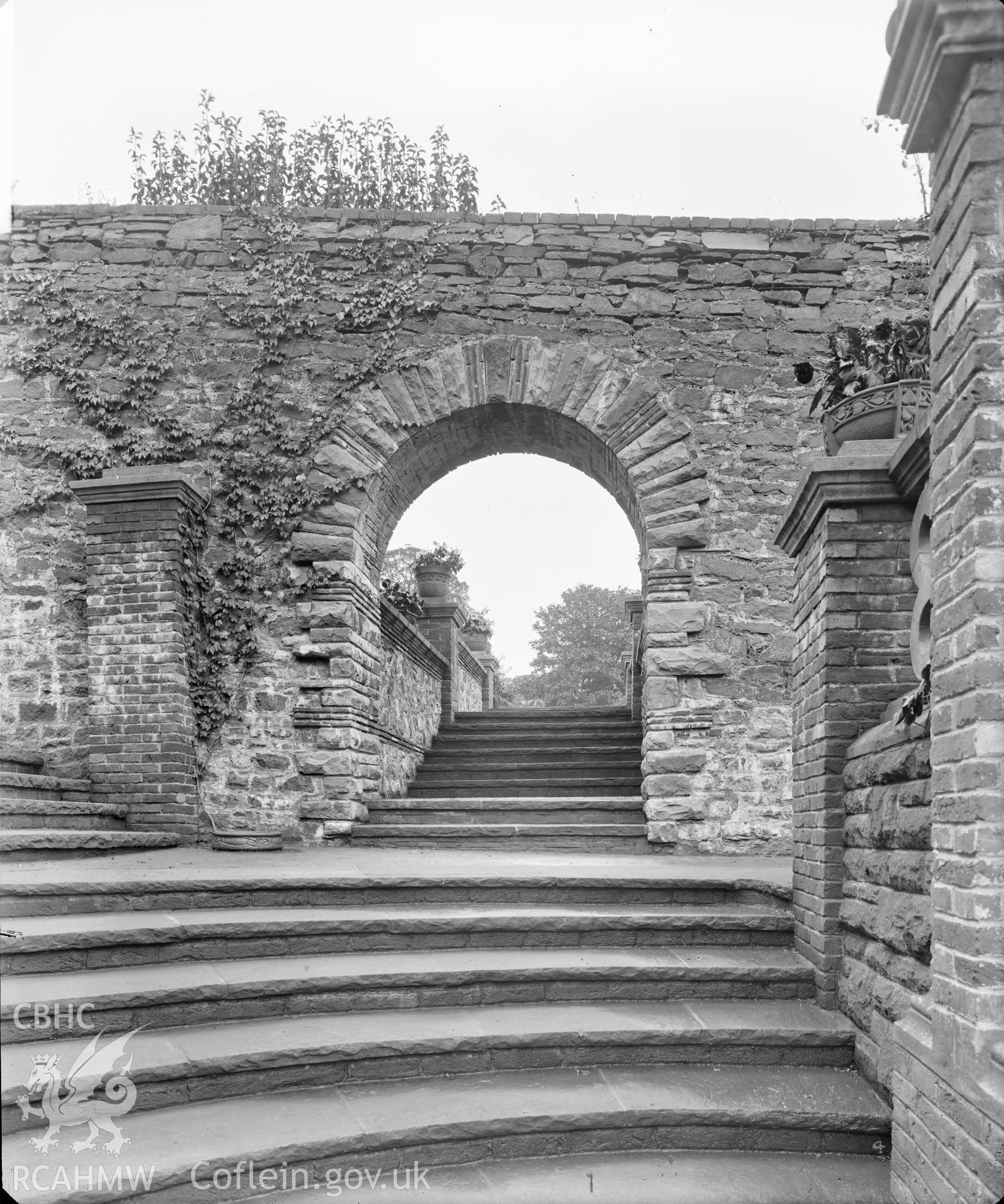 Outsize glass plate negative showing Coomb House.