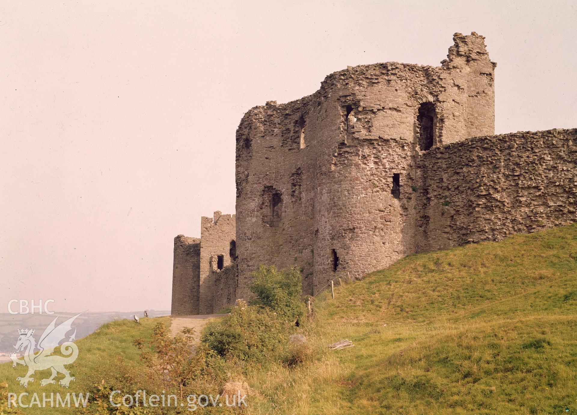 General view of Llanstephan Castle.