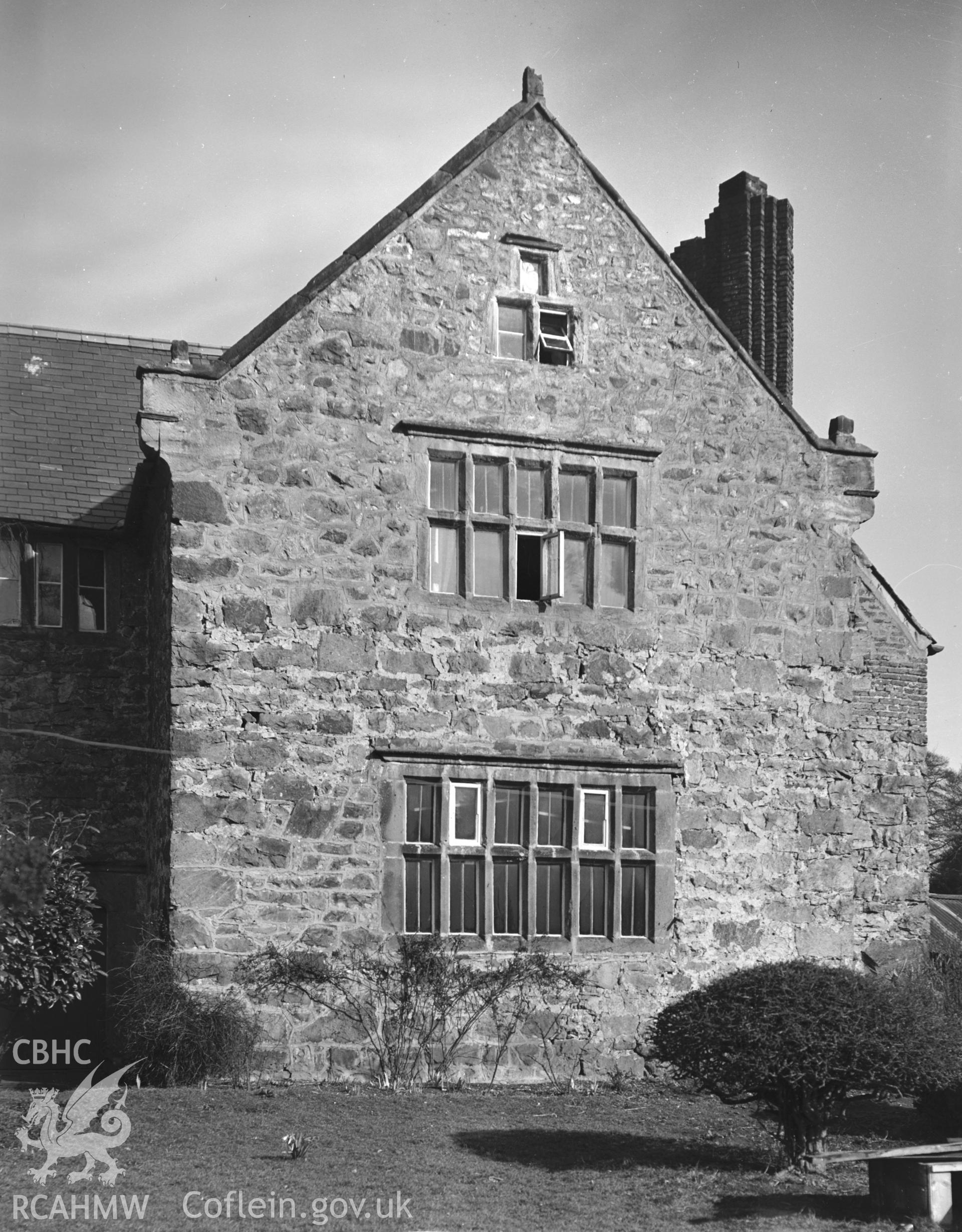 Exterior view of the south gable end of Fferm, Hope taken 11.04.1942.
