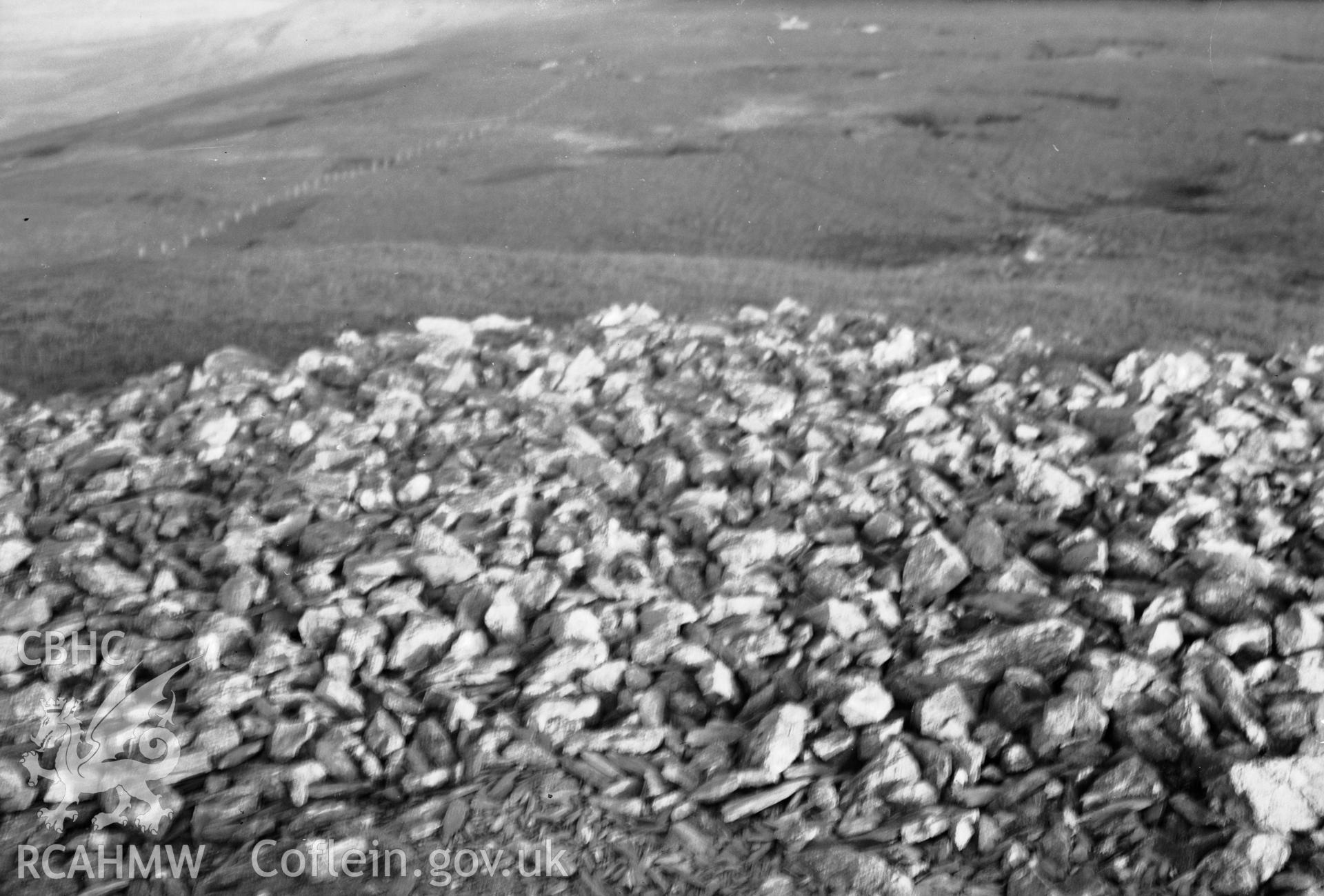 Carnedd Pen y Borth Goch, Caerhun taken in 31.10.1950.