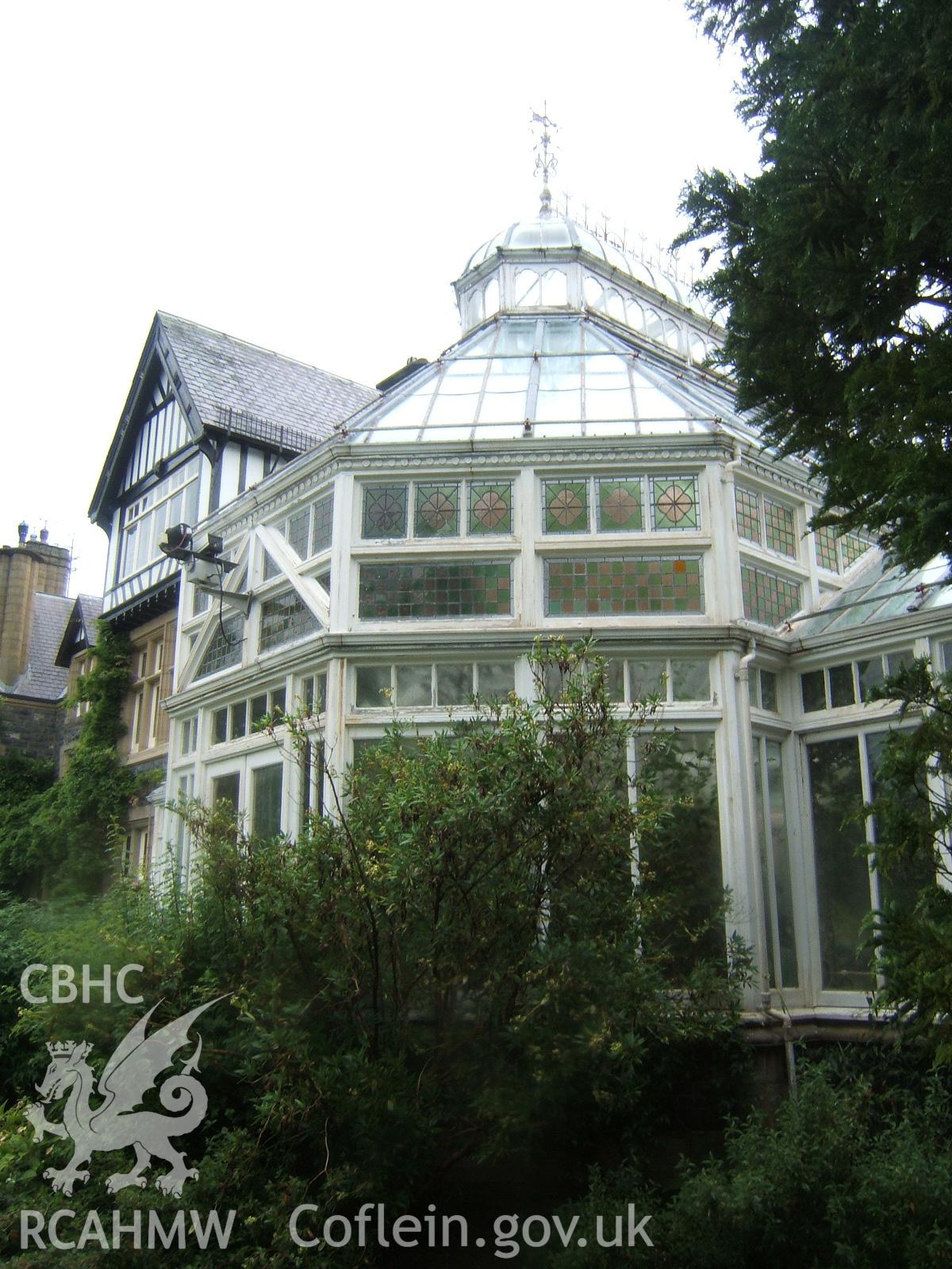 The large Conservatory of 1882 by Messenger & Co. from the south-east.
