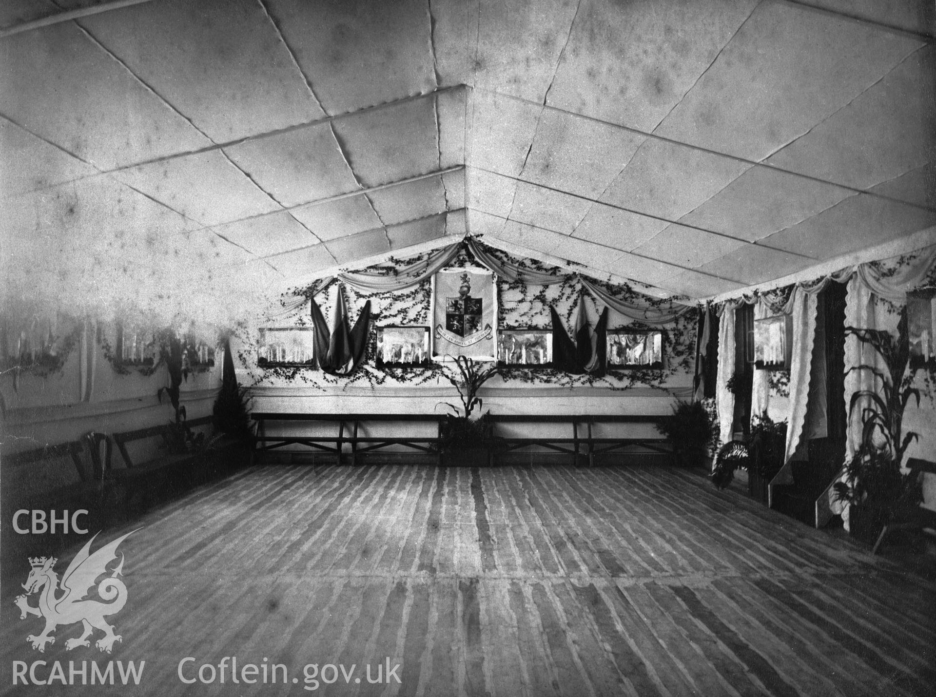 Marquee, 1888