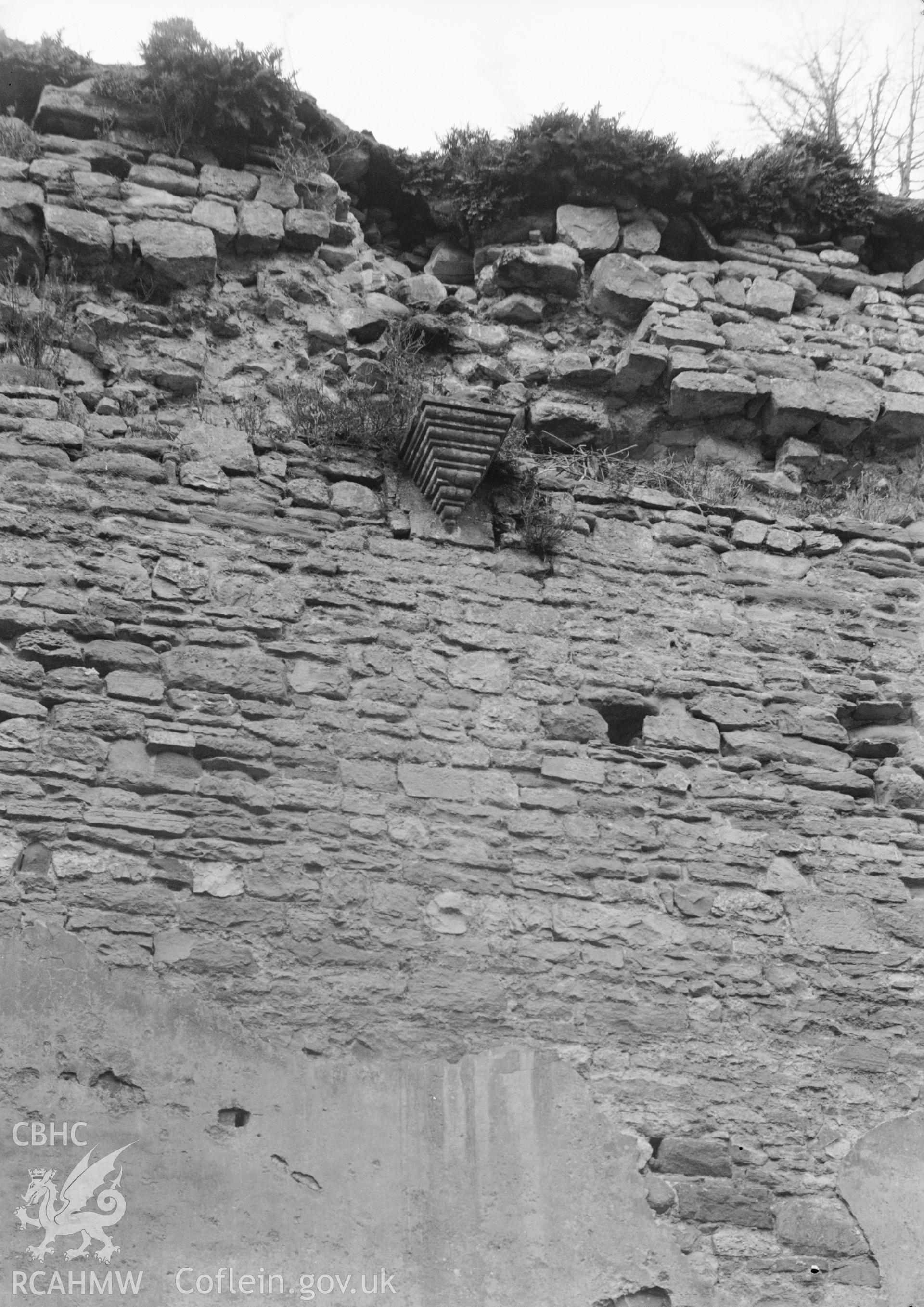 Detail of walling.