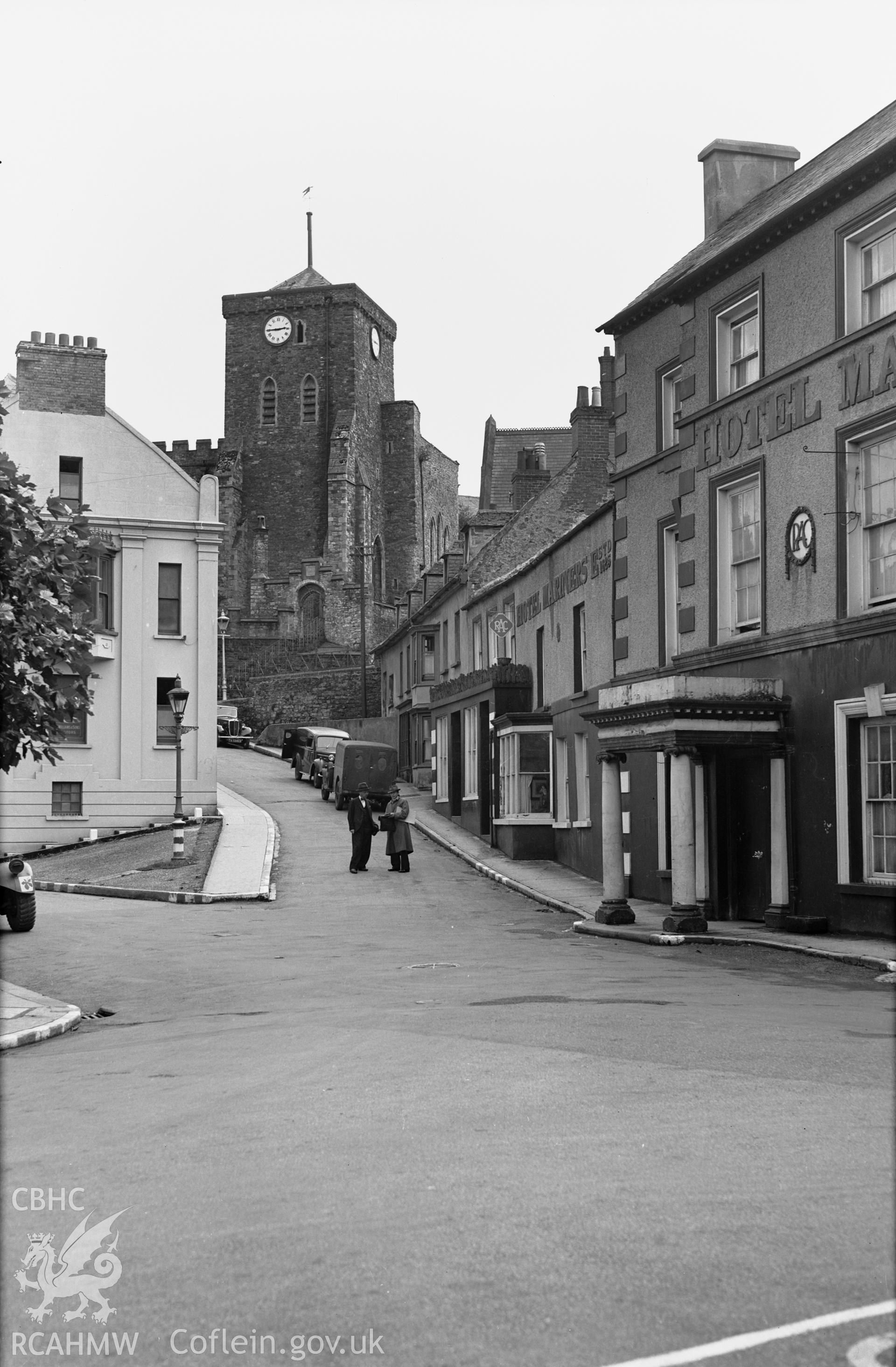 A black and white print showing the Mariners Hotel, Haverfordwest.