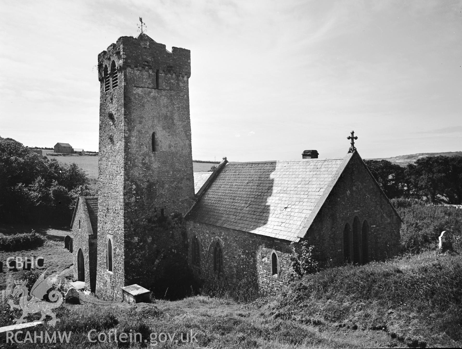 Exterior view of Castlemartin Church taken in 07.08.1941.