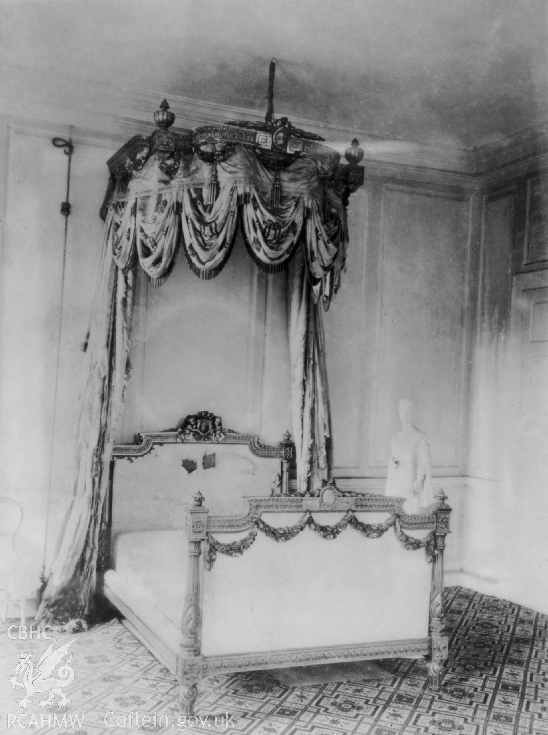 The gold bed at Glanbran, said to have belonged to Marie Antoinette.