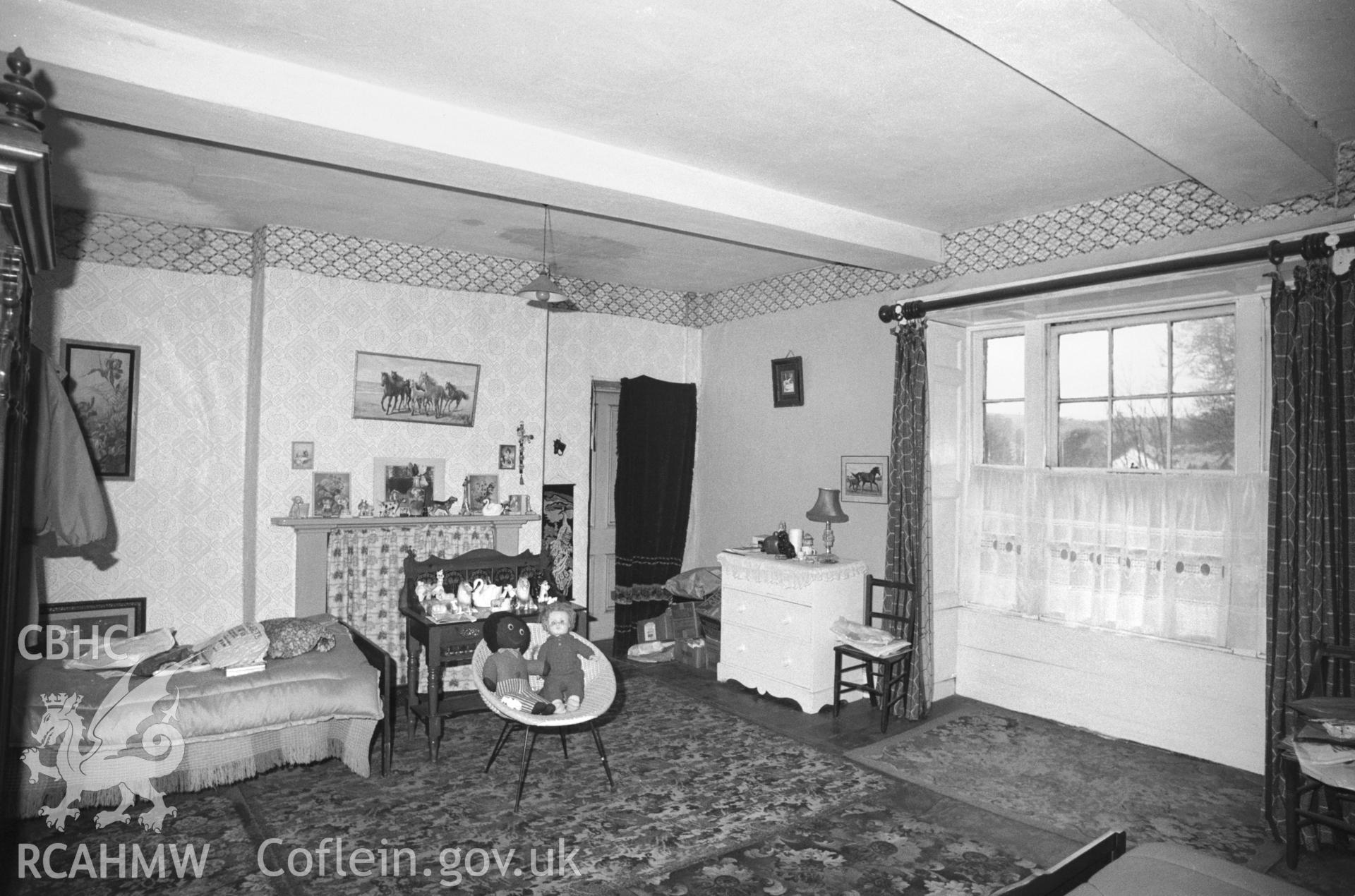 Internal view of Neuadd showing front bedroom above dining room