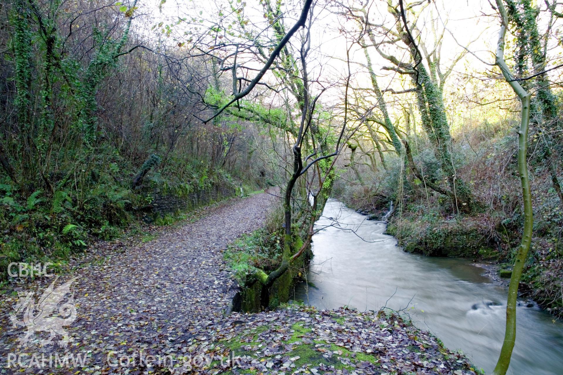 RCAHMW digital photographic survey of Railway embankment & retaining wall, Cwm Clydach, by Iain Wright, 20/11/2006.