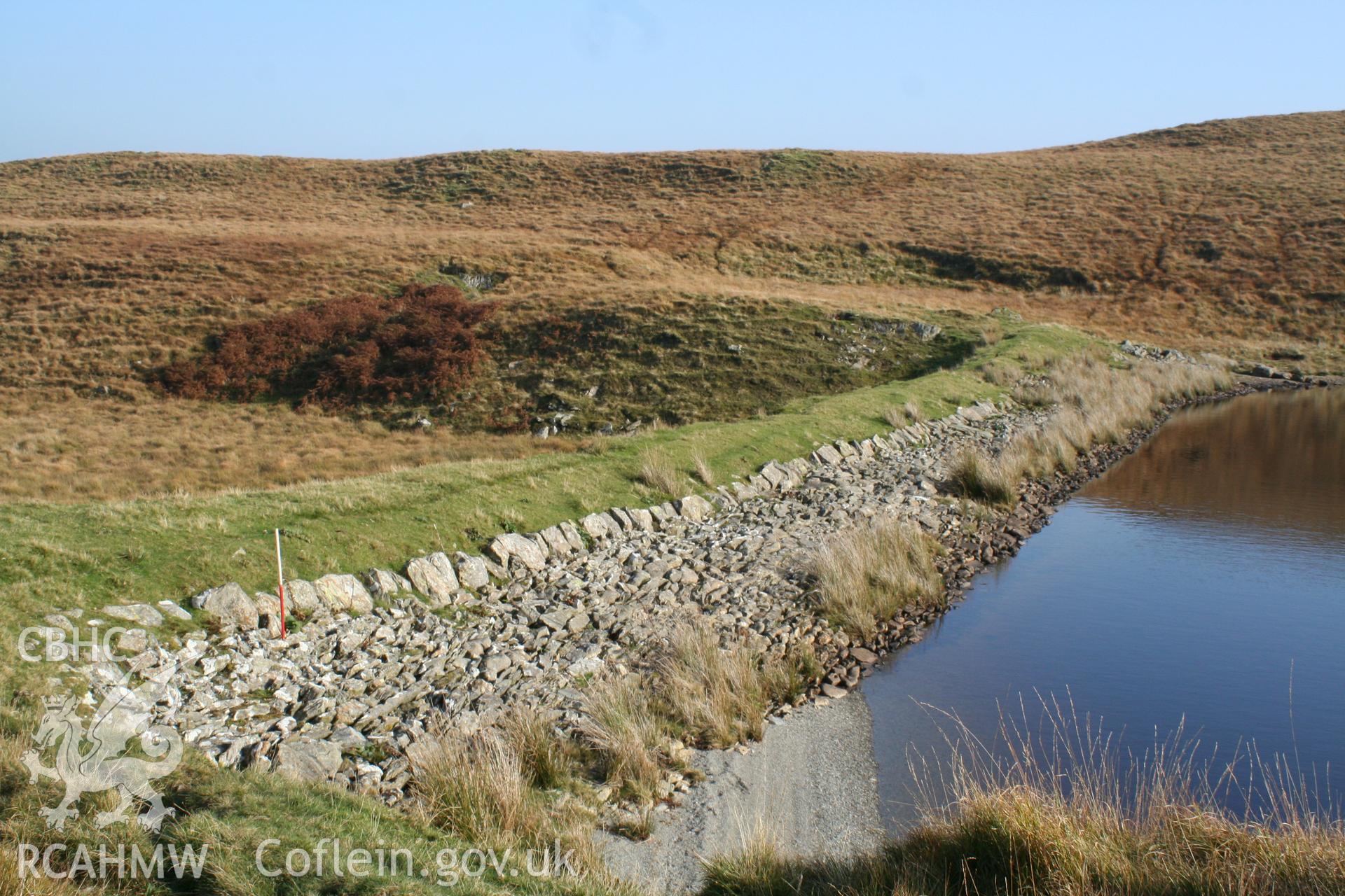 Dam wall of Llyn Newydd Reservoir, Cefn-glas, looking southeast
