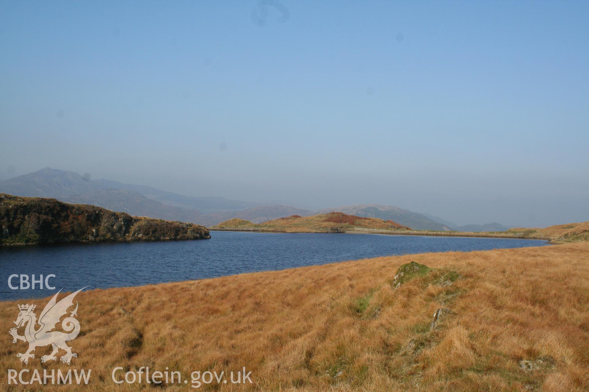 Llyn Newydd Reservoir, Cefn-glas, looking east