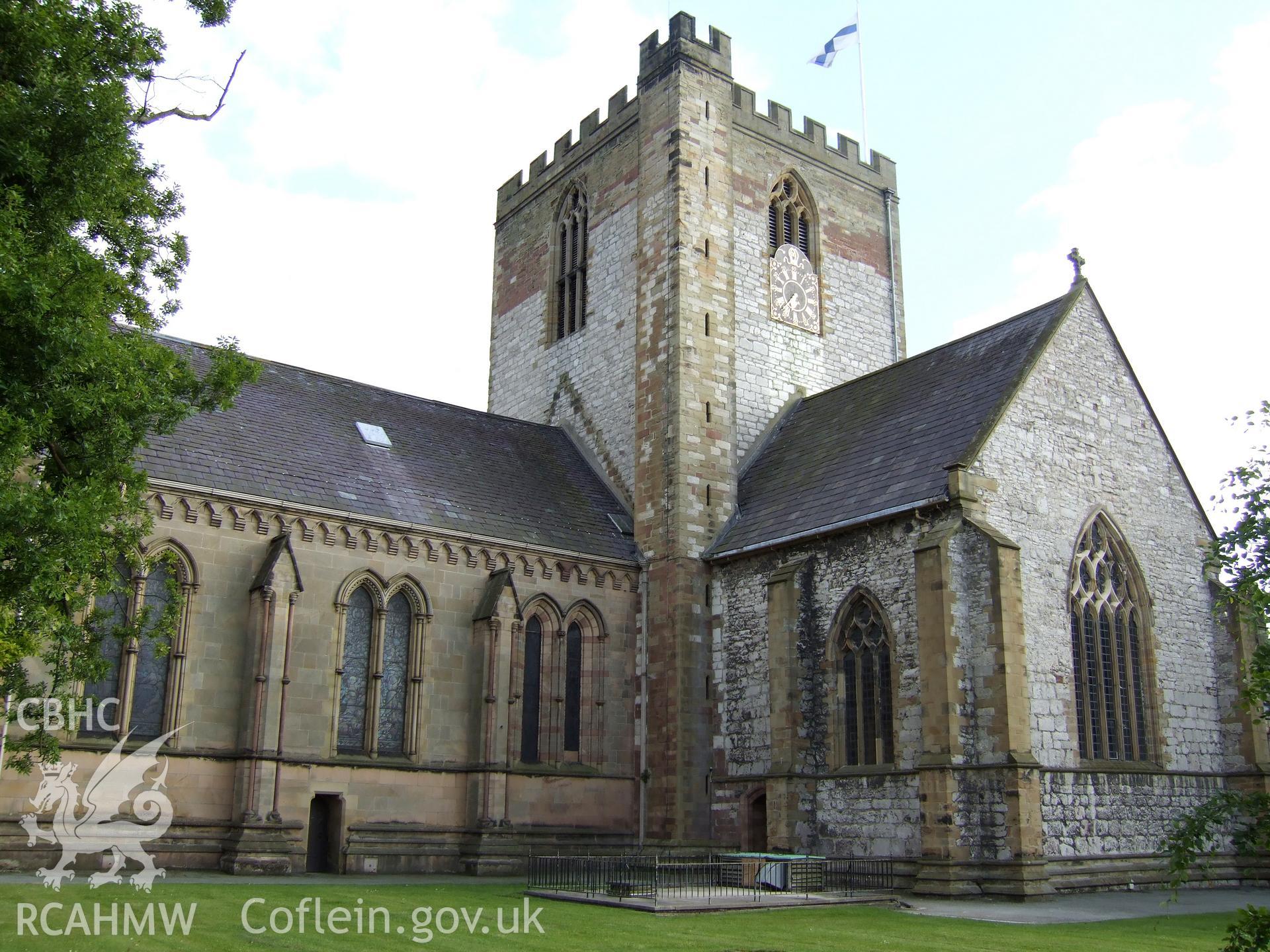 Central tower, chancel (left) and transept (right) from the south.
