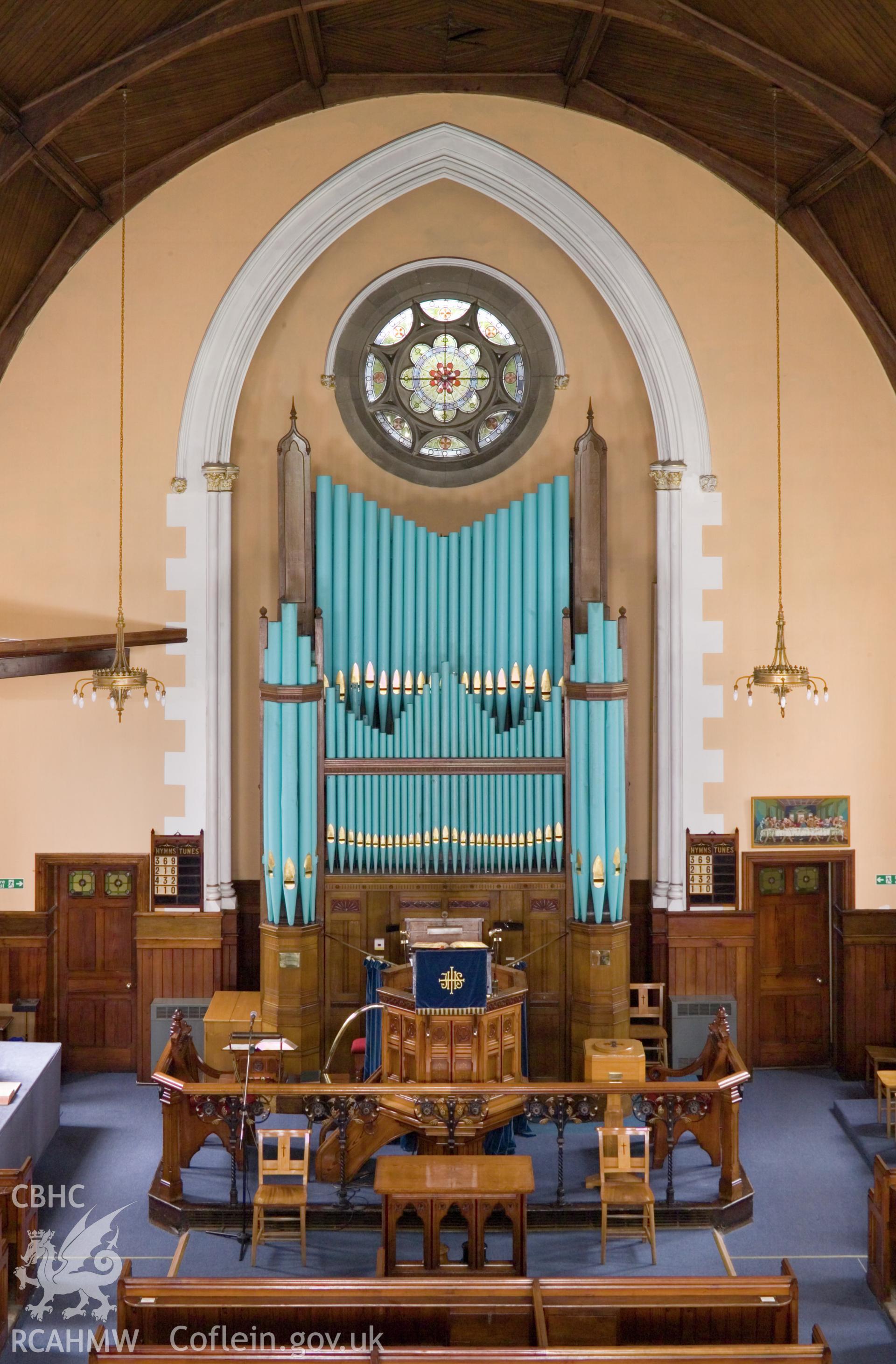 Sedd Fawr and organ from gallery.