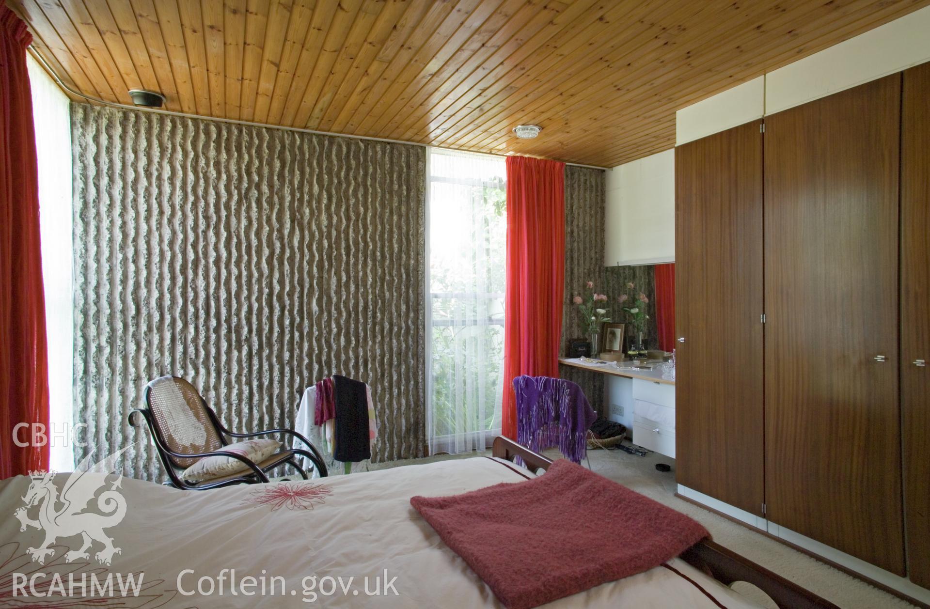 Front bedroom.