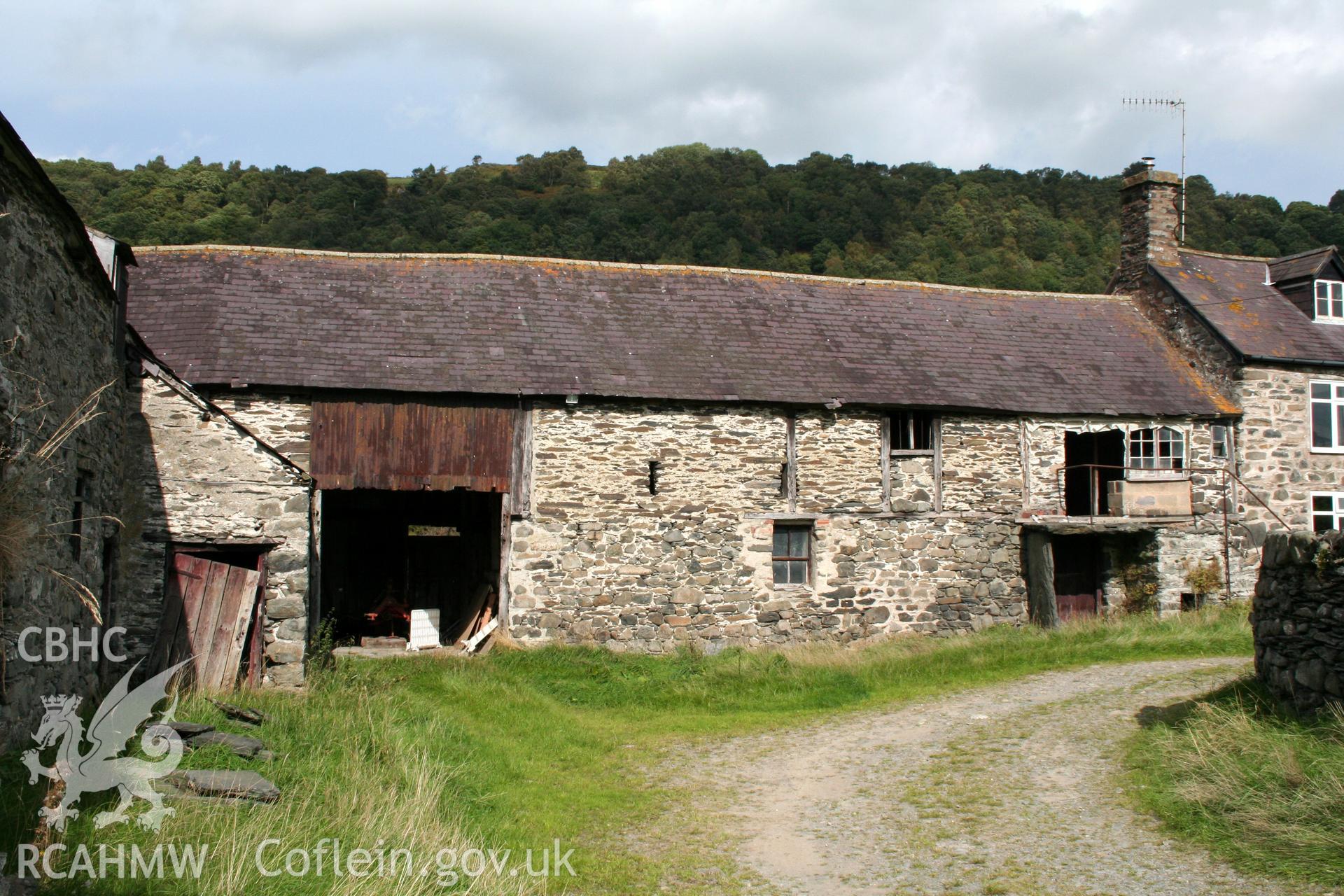 Barn/cow-house S elevation.