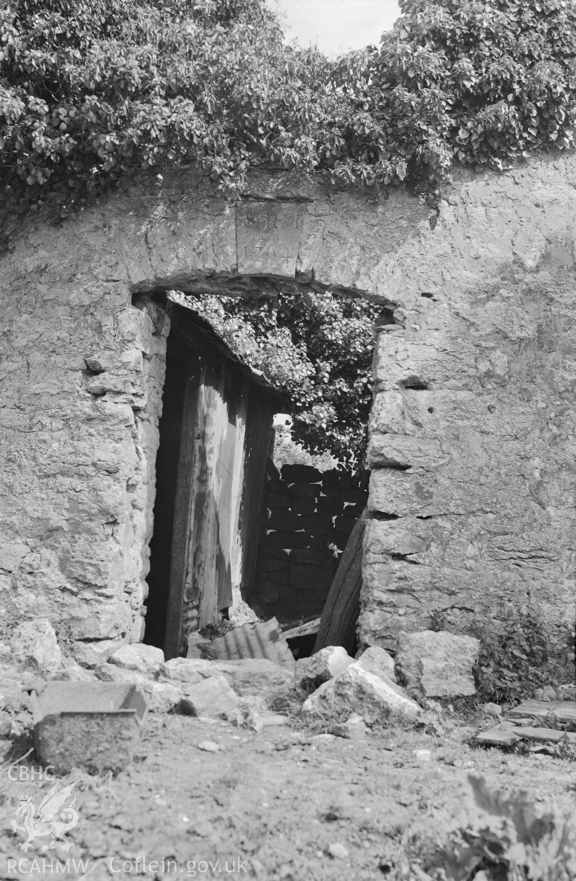 Exterior view showing doorway.
