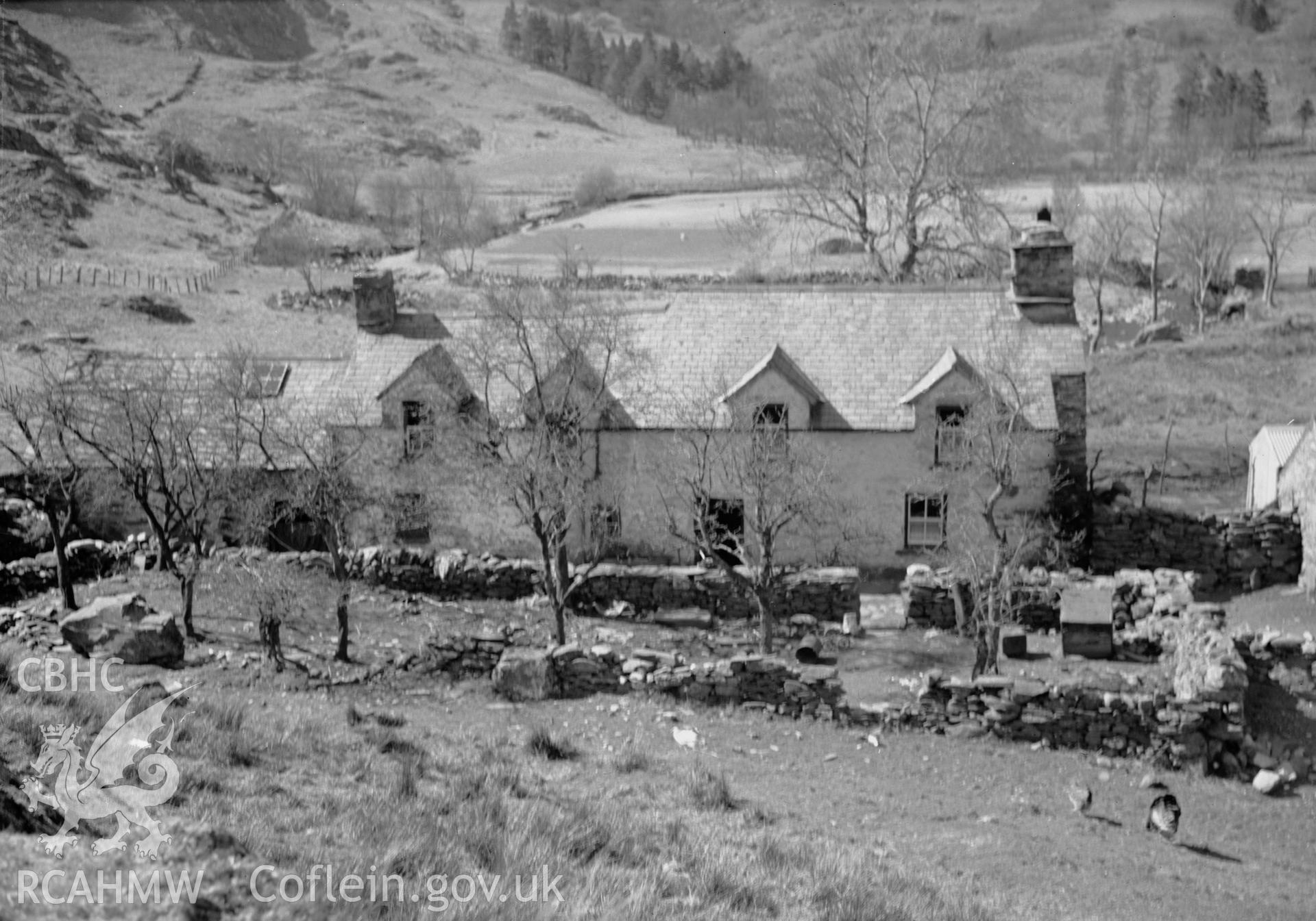 View of Cwm-Fynhadog Isaf, Dolwyddelan taken 26.04.1951.