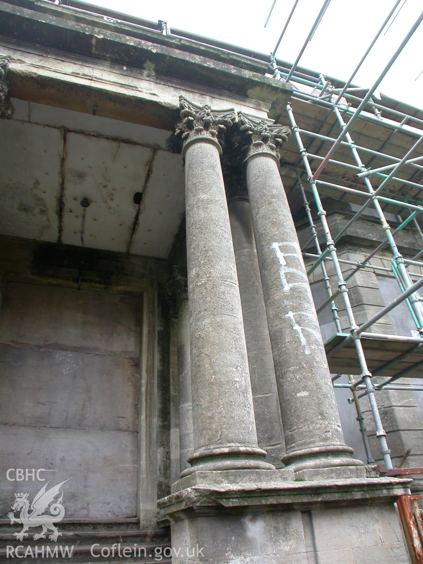 Paired columns of the Corinthian order forming the main entrance portico.