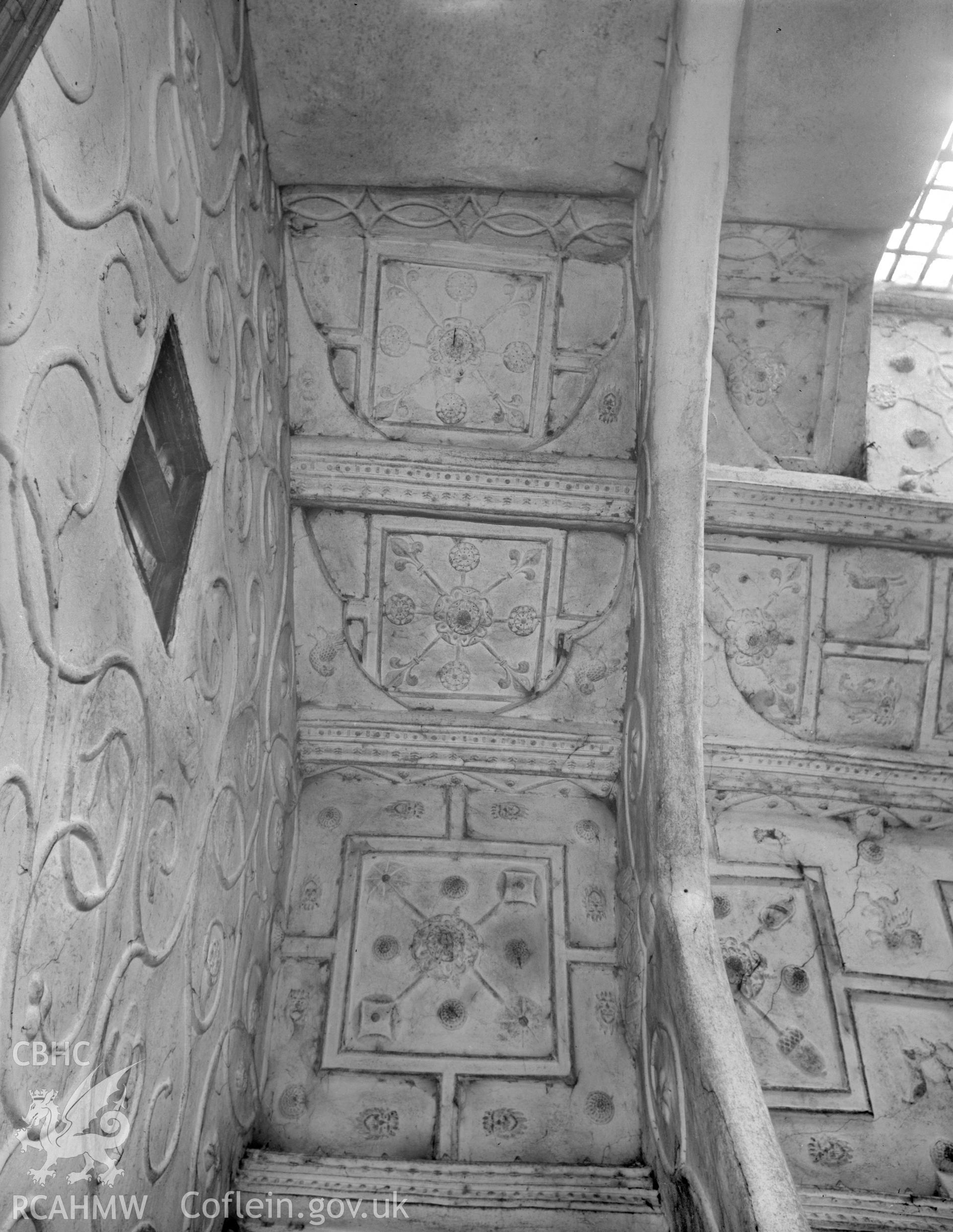 Interior view showing decorative plaster.