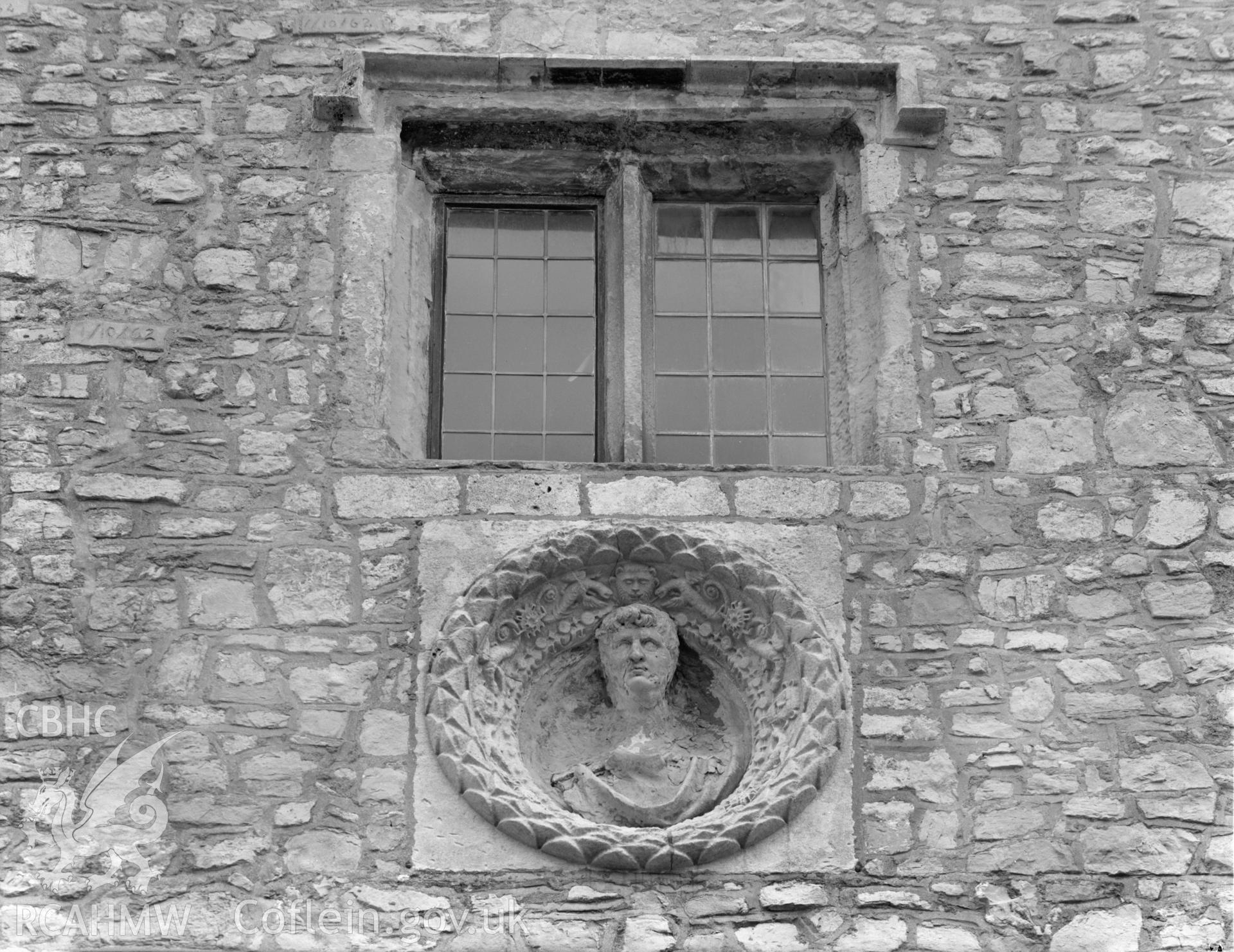 Detail of plaque.