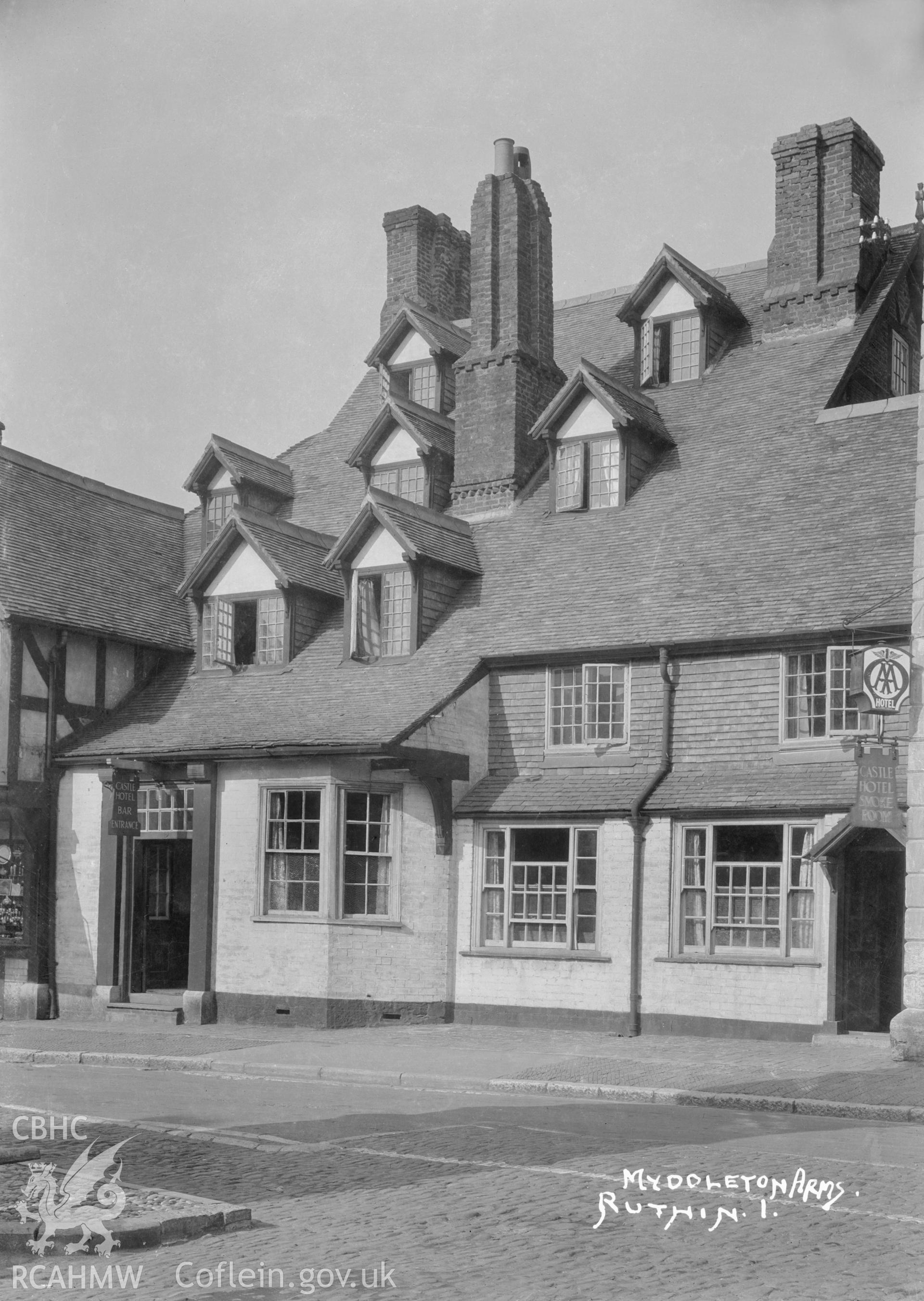 Black and white photograph of Myddleton Arms, Ruthin.