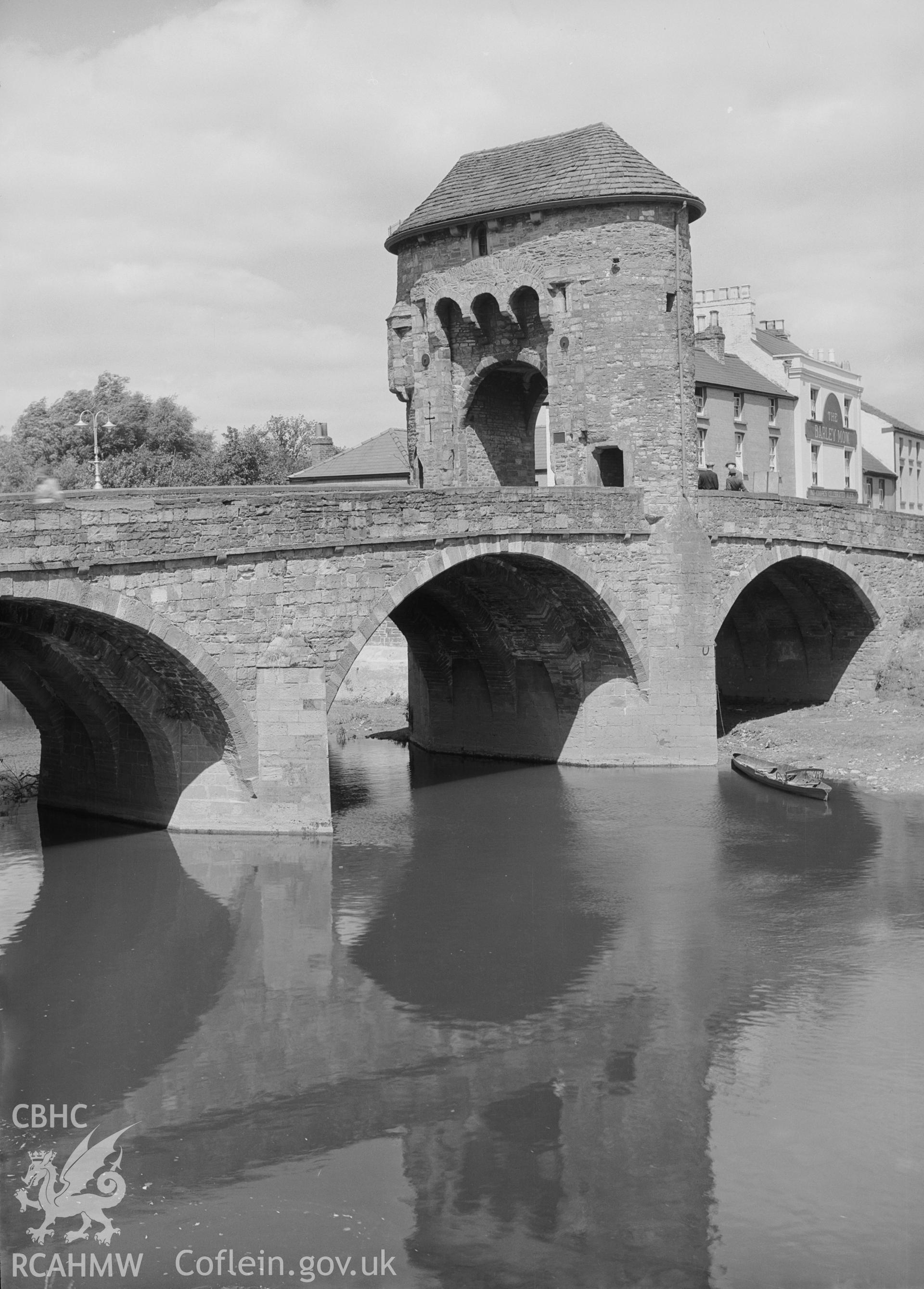 View of Monnow Bridge.