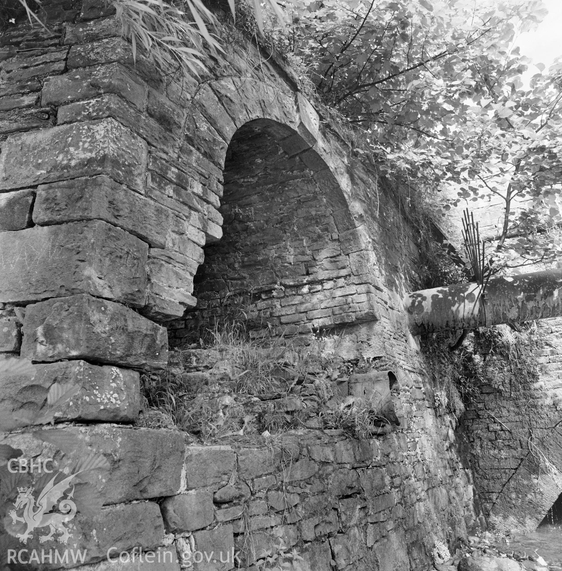 The steam pump feeder portal at the Lower Clydach Aqueduct, on the Swansea Canal.