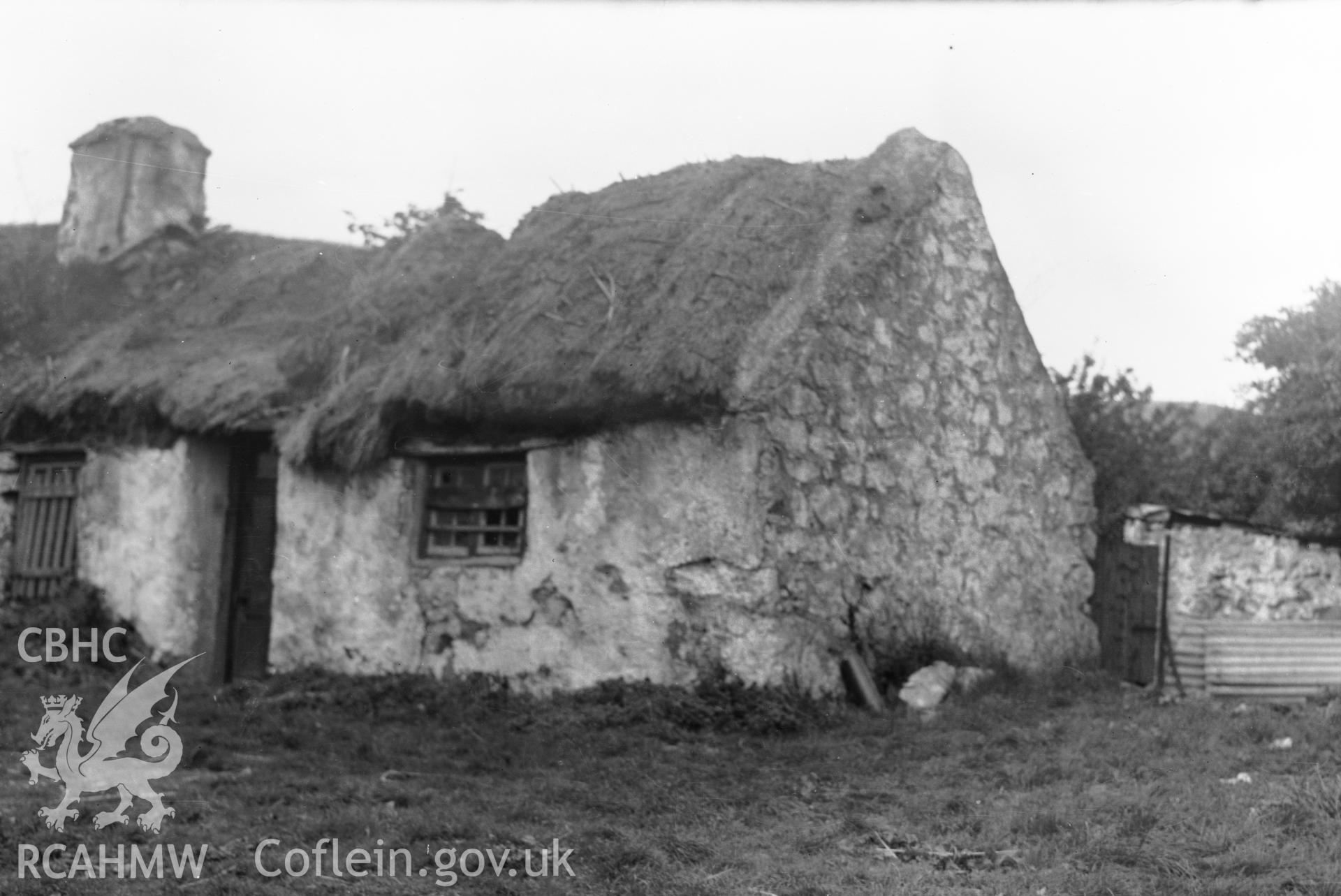 Front and side elevation, Bryn Ifan, Llandudno.
