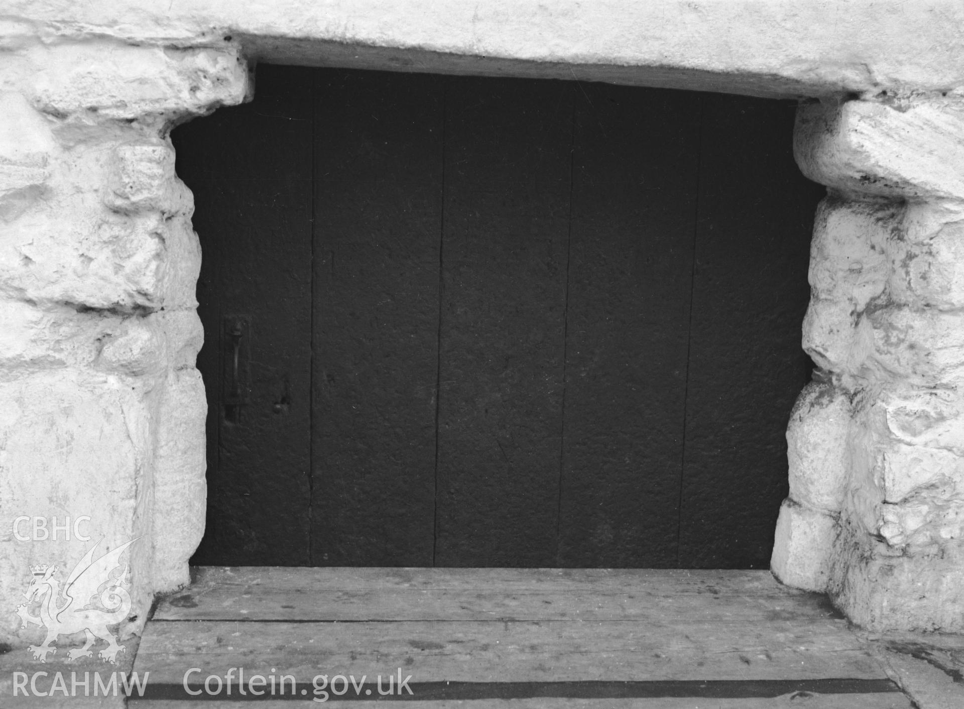 Interior view of Aberconwy House, Conwy, taken 07.12.1950.