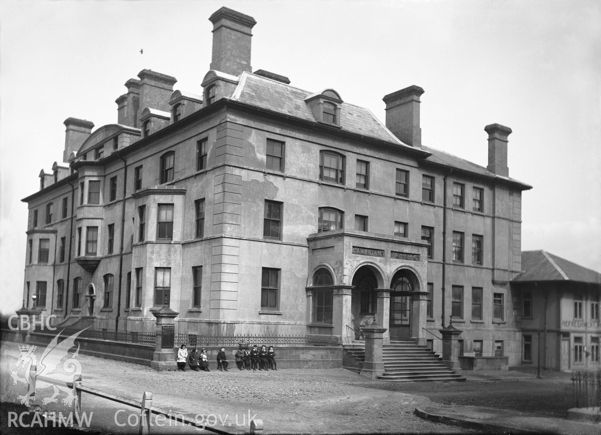 Black and white image dating from c.1910 showing an exterior view of the Grand Hotel in Borth.