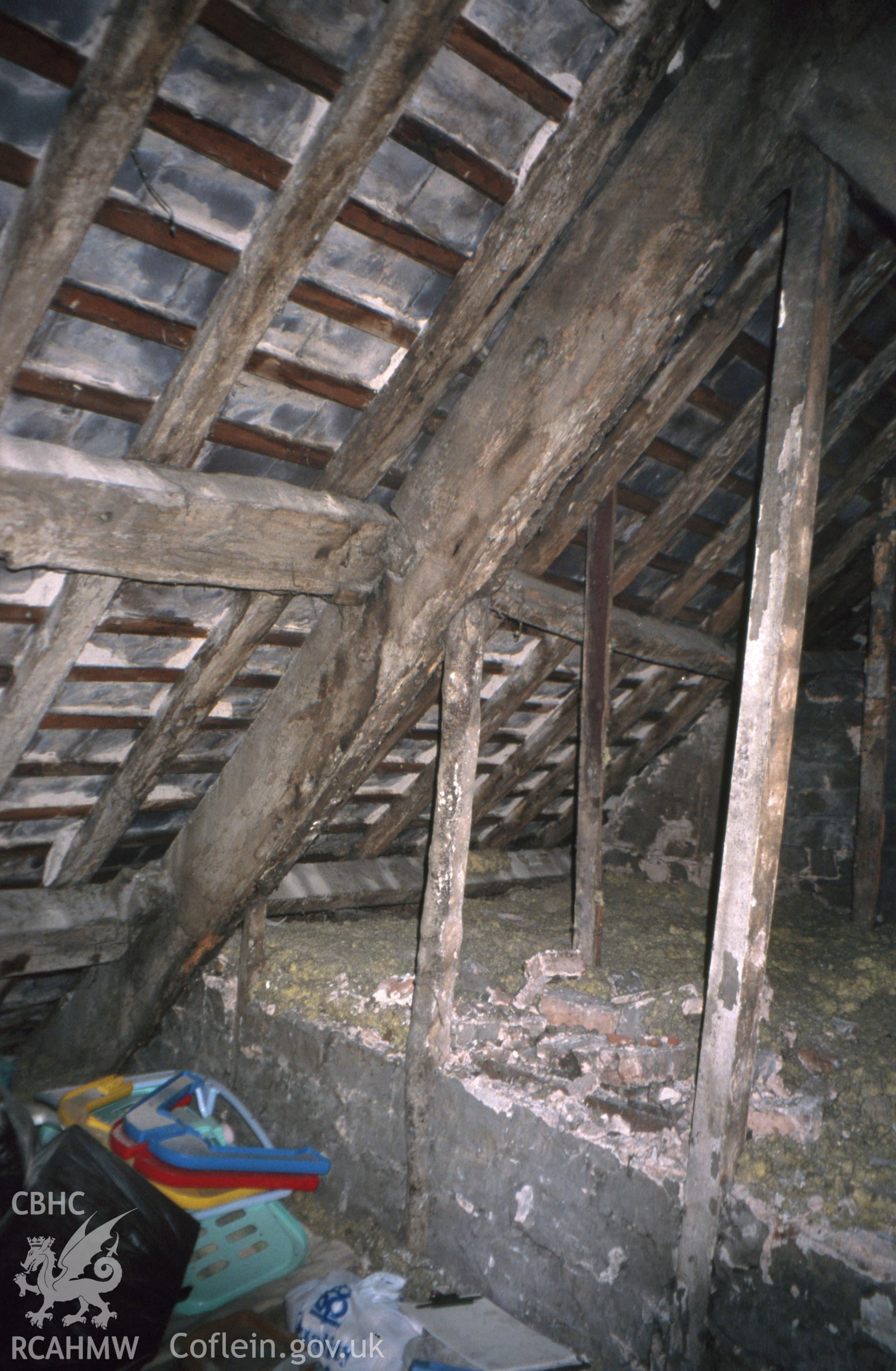 Interior view showing cross-wing  truss.