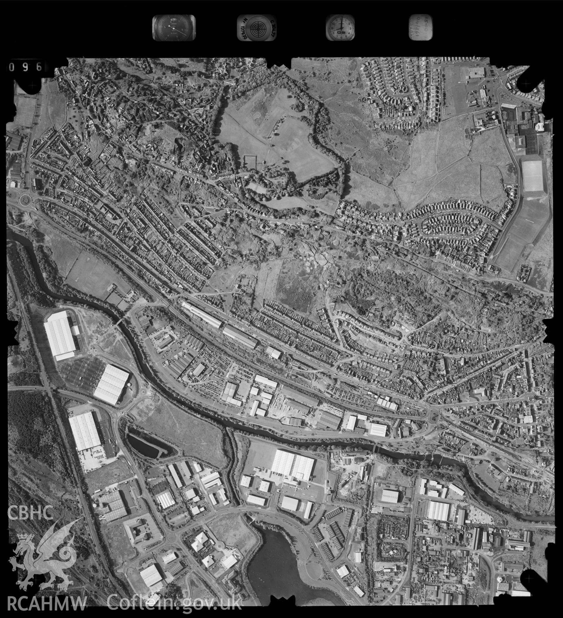 Digitized copy of an aerial photograph showing the Winsh-wen area f Swansea, taken by Ordnance Survey, 1994.