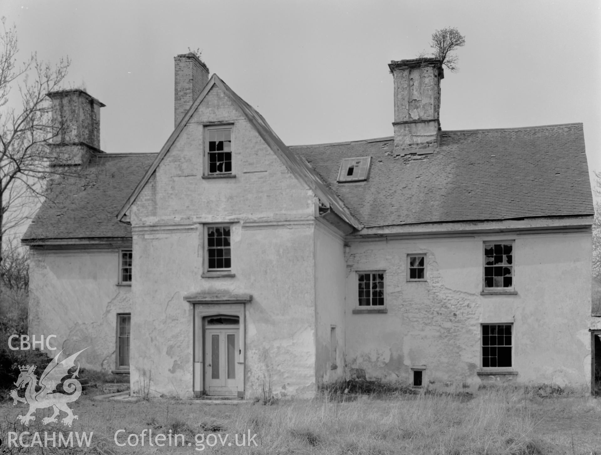 Exterior, main elevation