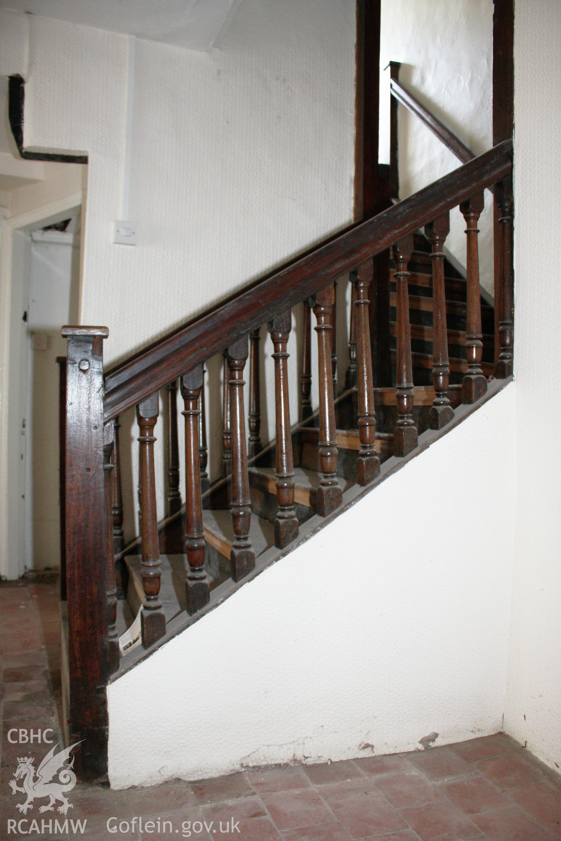51, Clwyd Street, interior, hall stair.